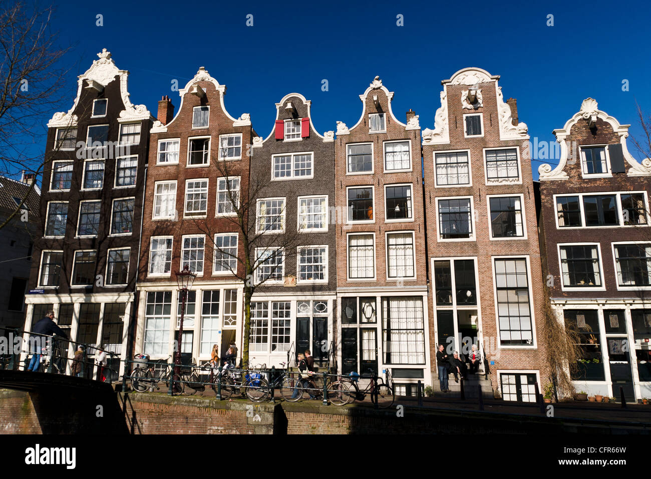 Holländische Giebel Häuser entlang der Brouwersgracht Kanal, Amsterdam, Niederlande. Stockfoto