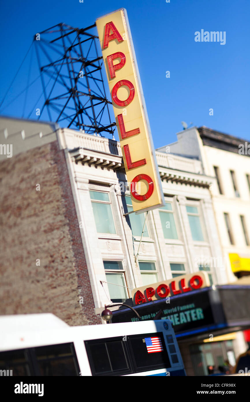 Das weltberühmte Apollo Theater in Harlem, New York City, New York, Vereinigte Staaten von Amerika, Nordamerika Stockfoto