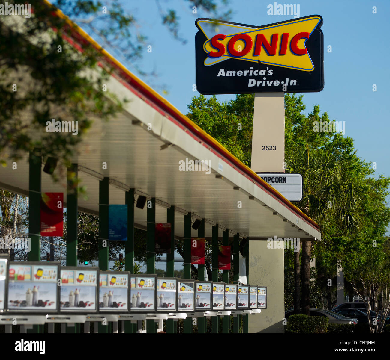 Ein Sonic drive in befindet sich in Tampa, Florida Stockfoto