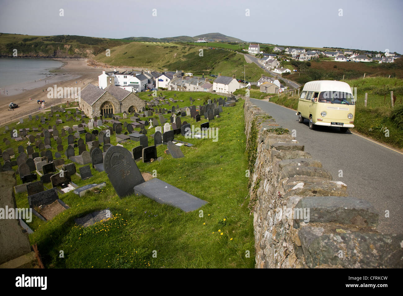 Die Kirche St. Hywyn und St. Lleuddad in Aberdaron, Llyn Halbinsel, Nord-Wales Stockfoto