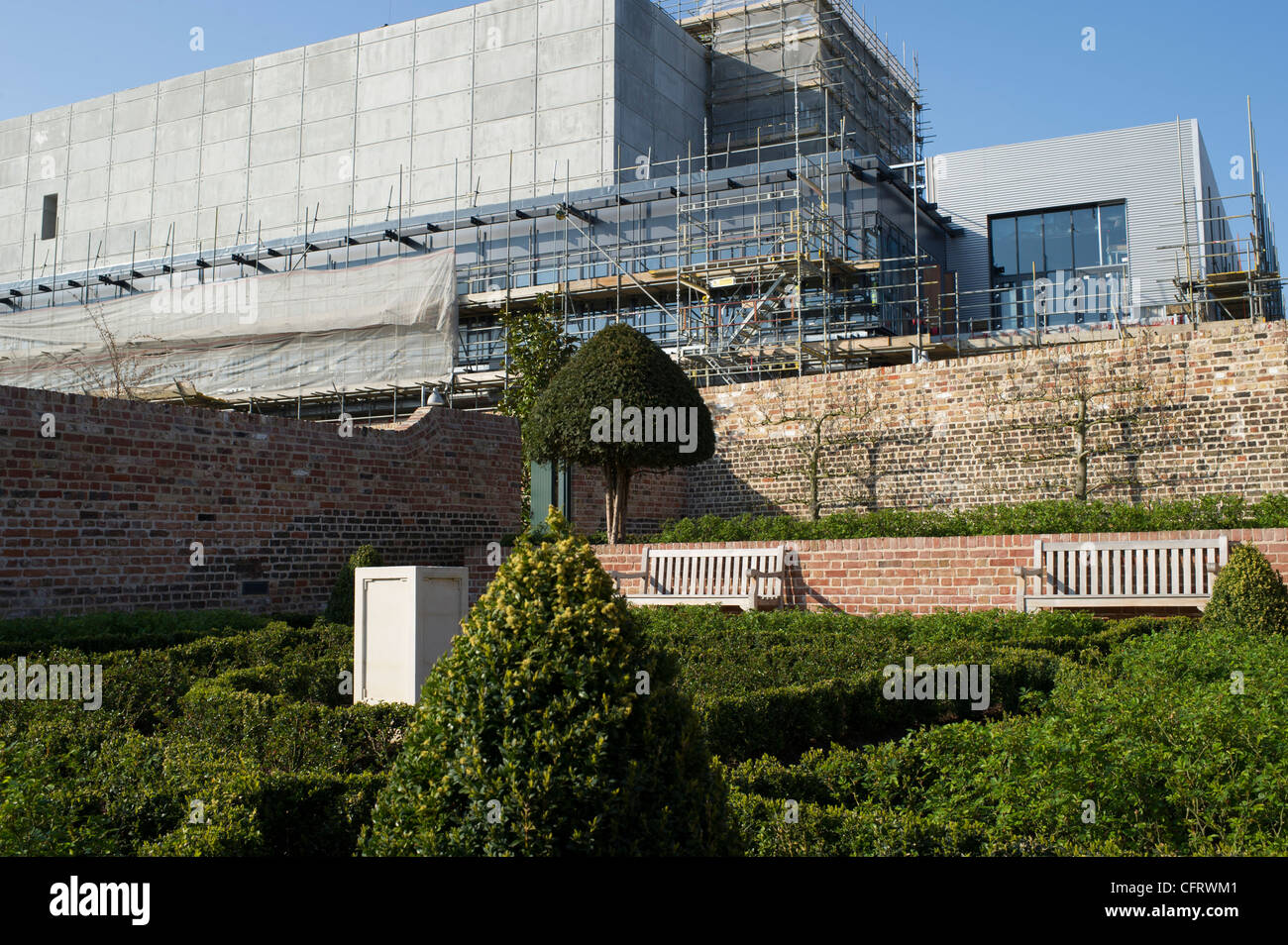 Der Bau eines neuen Theater Arts Fähigkeiten im Royal Opera House Produktion Park in Purfleet, Essex. Stockfoto