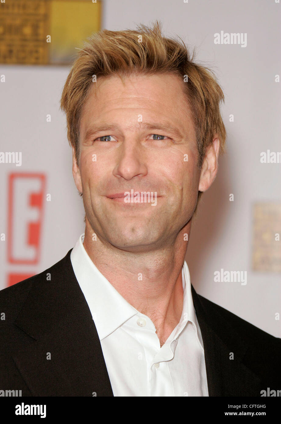 12. Januar 2007; Hollywood, Kalifornien, USA; Schauspieler AARON ECKHART in der 12. Annual Critics Choice Awards statt auf der Santa Monica Civic Auditorium. Obligatorische Credit: Foto von Lisa O'Connor/ZUMA Press. (©) Copyright 2007 von Lisa O'Connor Stockfoto