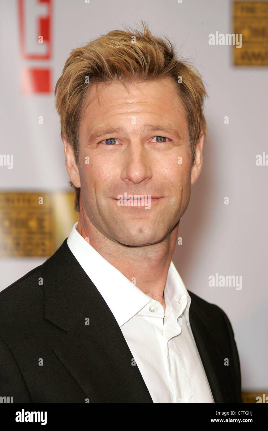 12. Januar 2007; Hollywood, Kalifornien, USA; Schauspieler AARON ECKHART in der 12. Annual Critics Choice Awards statt auf der Santa Monica Civic Auditorium. Obligatorische Credit: Foto von Lisa O'Connor/ZUMA Press. (©) Copyright 2007 von Lisa O'Connor Stockfoto