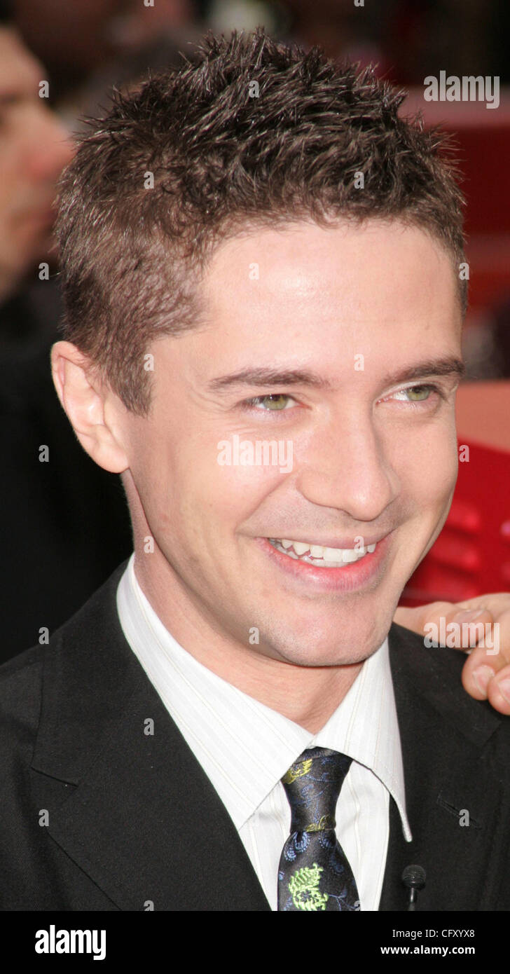 30. April 2007 statt - New York, NY, USA - Schauspieler TOPHER GRACE aus der Besetzung des neuen Films "Spider-Man 3" bei der "Today" Show am Rockefeller Plaza. (Kredit-Bild: © Nancy Kaszerman/ZUMA Press) Stockfoto