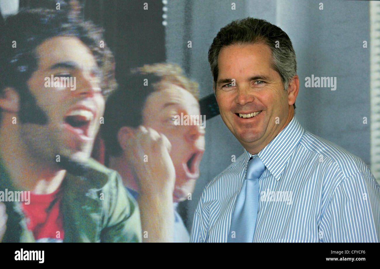 Randy Freer hat seit 2001 Chief Operating Officer von Fox Sports Networks und trat FSN als Executive Vice President, Aufsicht über die Geschäftsentwicklung im Jahr 1997. Vor kurzem wurde er Präsident von Fox nationalen Sport Kabelnetze. Er begab sich Fox von Syndicator aktive Unterhaltung und verbrachte die Stockfoto