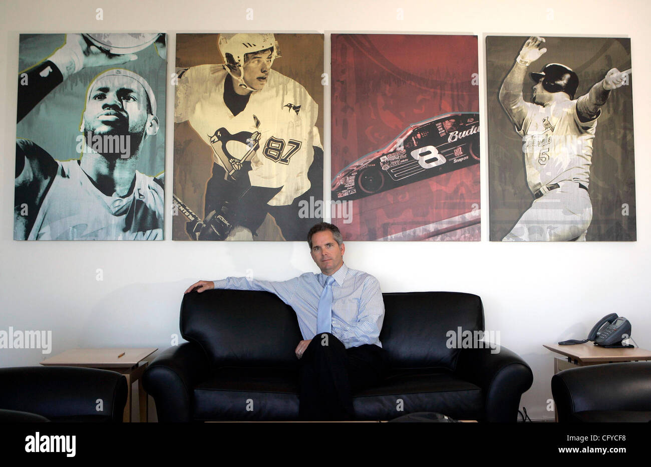 Randy Freer hat seit 2001 Chief Operating Officer von Fox Sports Networks und trat FSN als Executive Vice President, Aufsicht über die Geschäftsentwicklung im Jahr 1997. Vor kurzem wurde er Präsident von Fox nationalen Sport Kabelnetze. Er begab sich Fox von Syndicator aktive Unterhaltung und verbrachte die Stockfoto