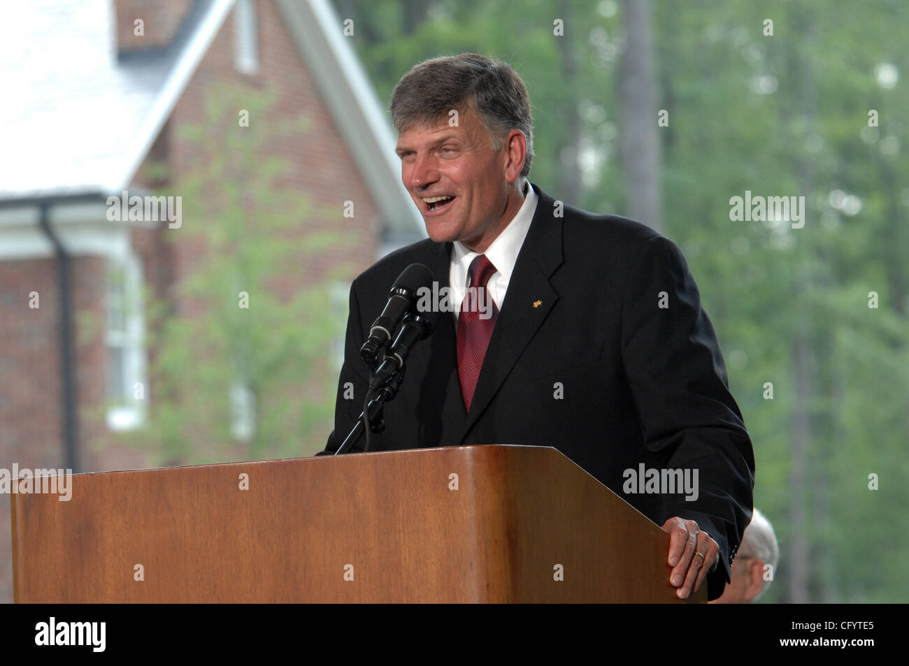 31. Mai 2007 Charlotte, NC; USA, Evanglist FRANKLIN GRAHAM macht Bemerkungen über seinen Vater bei der Zeremonie für die Bibliothek Widmung Service für Evanglist Billy Graham, der in seiner Heimatstadt Charlotte stattfand.  Die Bibliothek Chroniken das Leben und die Lehren von der legendären Evanglist Graham.  Th Stockfoto