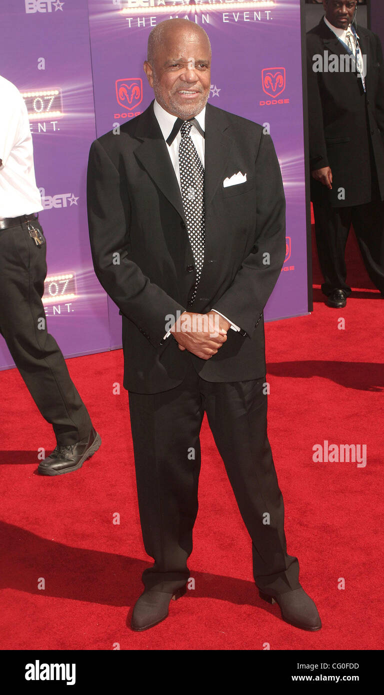 26. Juni 2007; Hollywood, Kalifornien, USA;  Musik-Mogul BERRY GORDY bei den BET Awards 2007 statt im Shrine Auditorium.  Obligatorische Credit: Foto von Paul Fenton/ZUMA Press. (©) Copyright 2007 von Paul Fenton Stockfoto