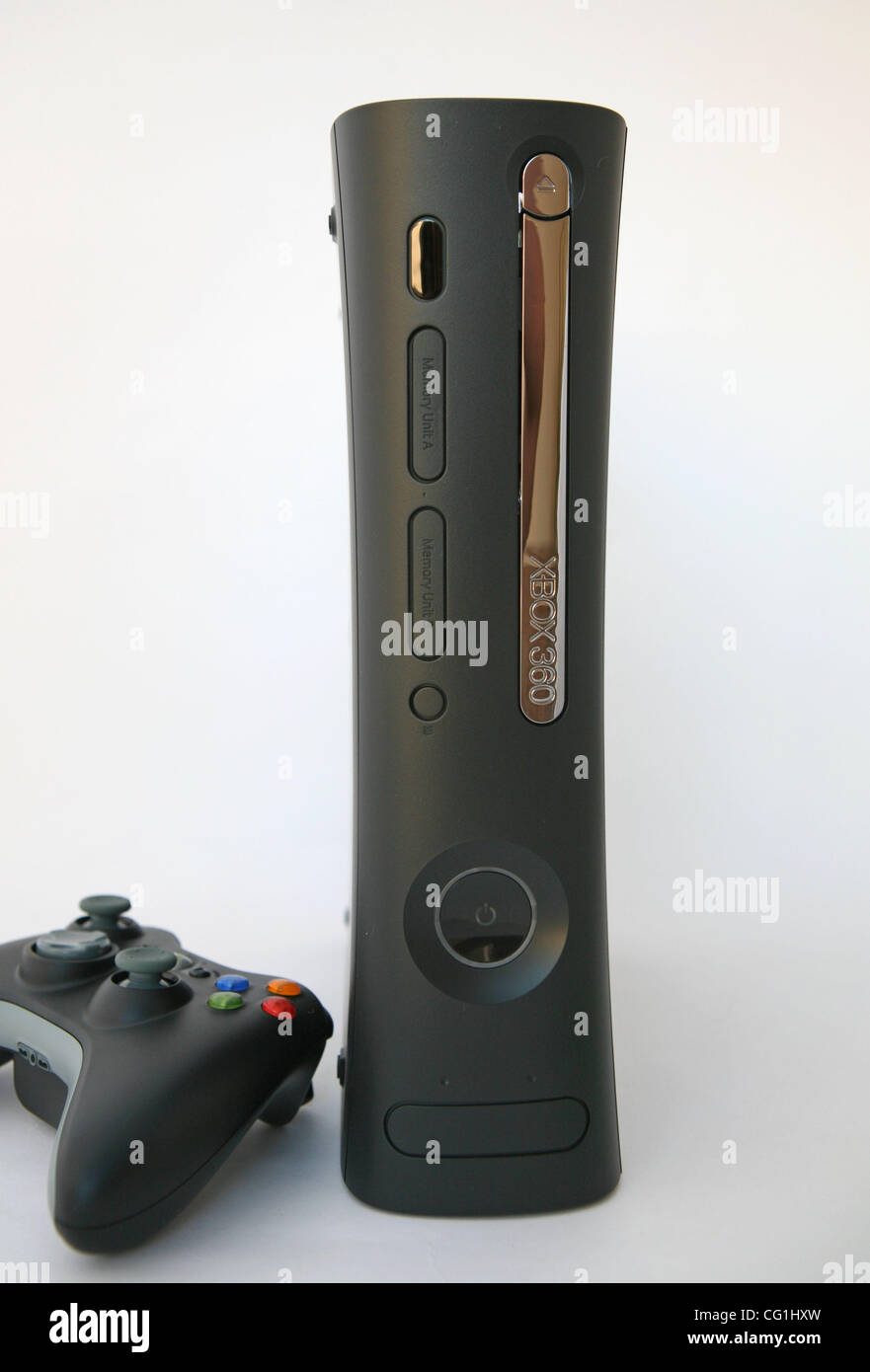 17. August 2007 - Sydney, New South Wales, Australien - Microsoft hat heute bekannt gegeben, dass die "Elite" Version der Xbox 360 Konsole australischen Geschäften am 30. August getroffen wird. Catering für die High-End-AV-Enthusiasten, das neue Modellsport ein glänzend schwarz ähnlich wie die PlayStation 3 zu beenden und ist ausgestattet w Stockfoto