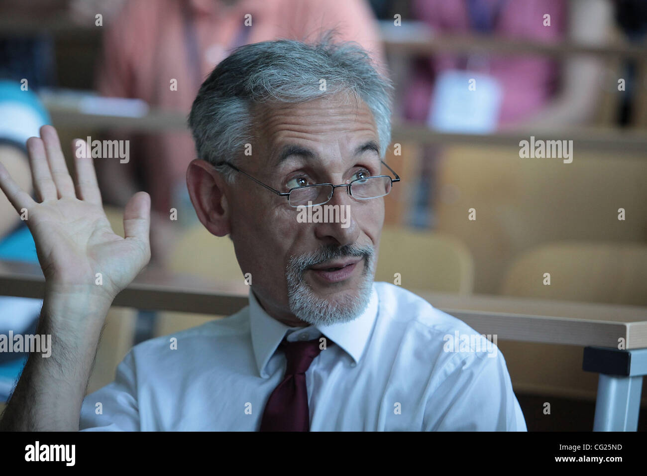 Juli 28,2011. Moskau, Russland. Im Bild: Professor Andrew Blake, Managing Director von Microsoft Research Cambridge an den Eröffnungsvortrag der Mikrosoft Forschung Summer School an der Moskauer Universität. Stockfoto
