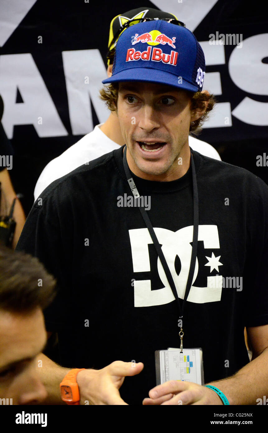 28. Juli 2011 - Los Angeles, Kalifornien, USA - Pro Freestyle-Motocross-Star Travis Pastrana auf der X-Games 17-Veranstaltung. (Kredit-Bild: © Scott A. Tugel/ZUMA Press) Stockfoto