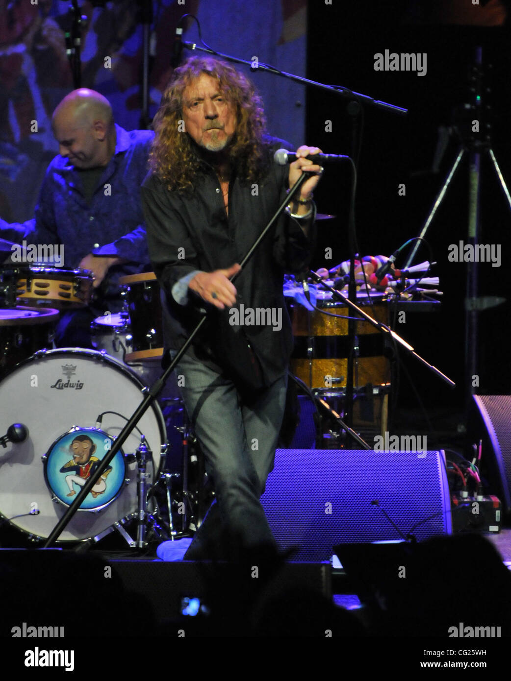 Juli 29,2011.Moscow,Russia. Im Bild: Englische rock-Sänger und Songwriter Robert Plant die live mit seiner Band Of Joy Show in Moskau. Stockfoto