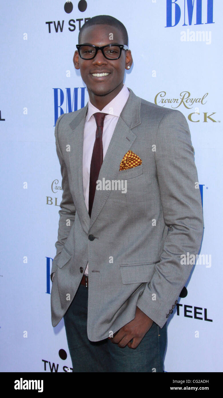 26. August 2011 - Los Angeles, Kalifornien, USA - Kofi Siriboe.  11. jährliche BMI Urban Awards statt am Pantages Theatre, Los Angeles, CA. 26 August - 2011. (Kredit-Bild: © TLeopold/Globe Photos/ZUMAPRESS.com) Stockfoto