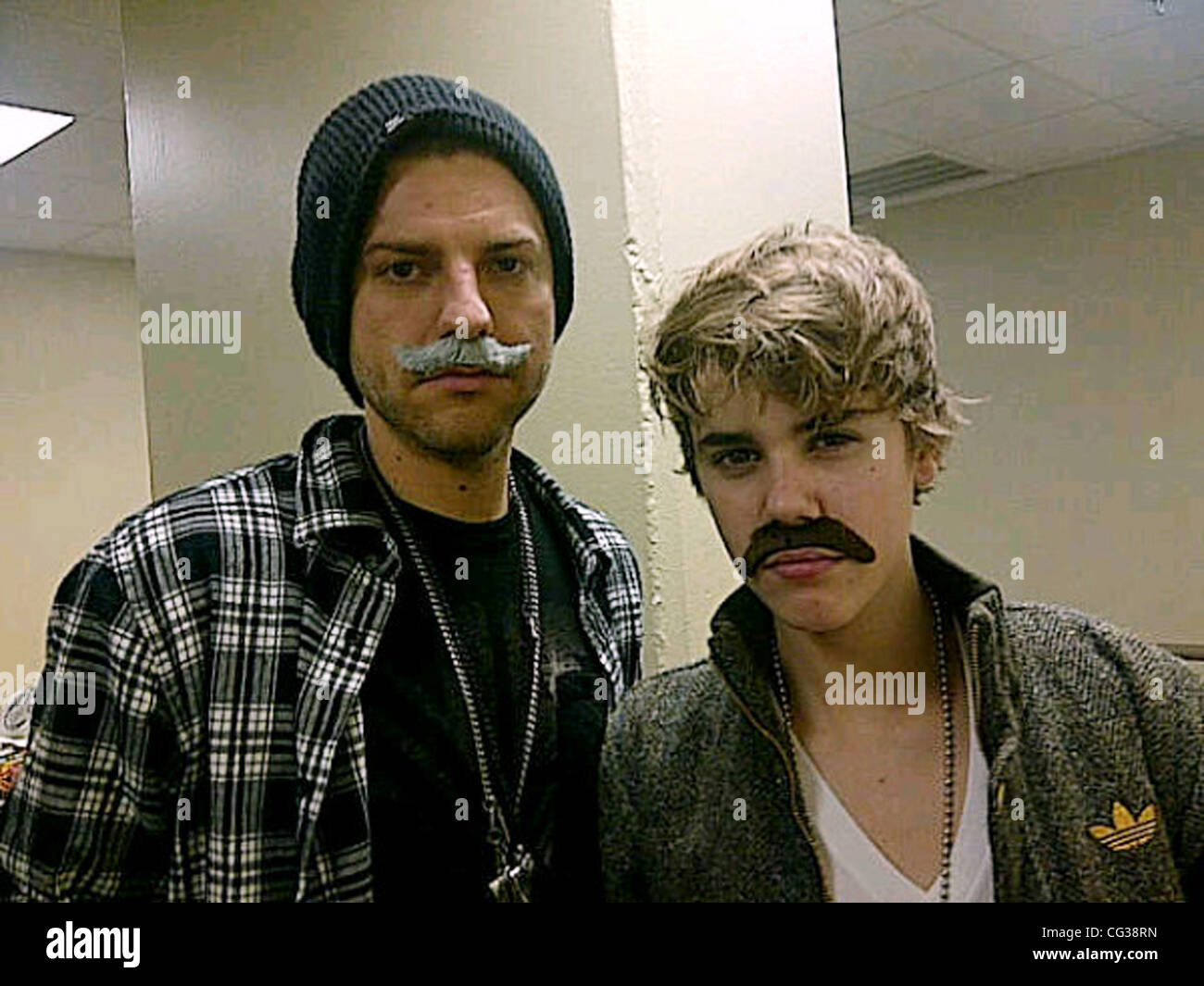 Justin bieber swagger coach deals
