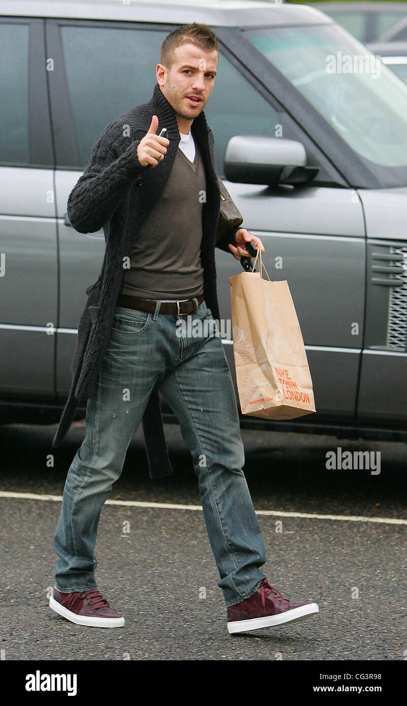 Rafael van der Vaart Ankunft bei Tottenham Hotspur Training Boden Essex, England - 14.01.11 Stockfoto