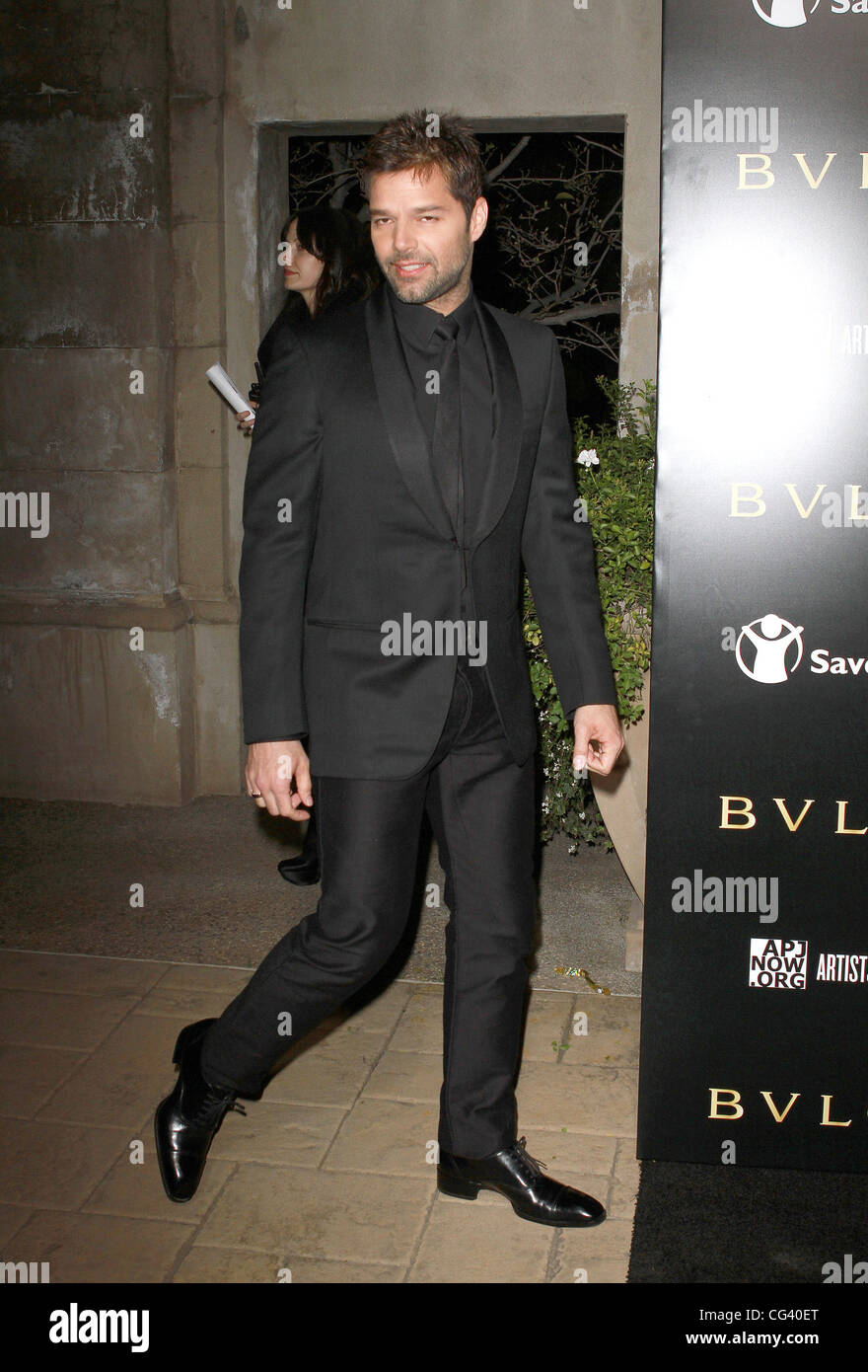 Ricky Martin Bvlgari Private Veranstaltung Ehrung Simon Fuller und Paul Haggis zu Gunsten speichern Sie die Kinder und Künstler für Frieden und Gerechtigkeit - roten Teppich Ankünfte Held Ron Burkles Green Acres Estate Beverly Hills, Kalifornien - 13.01.11 Stockfoto