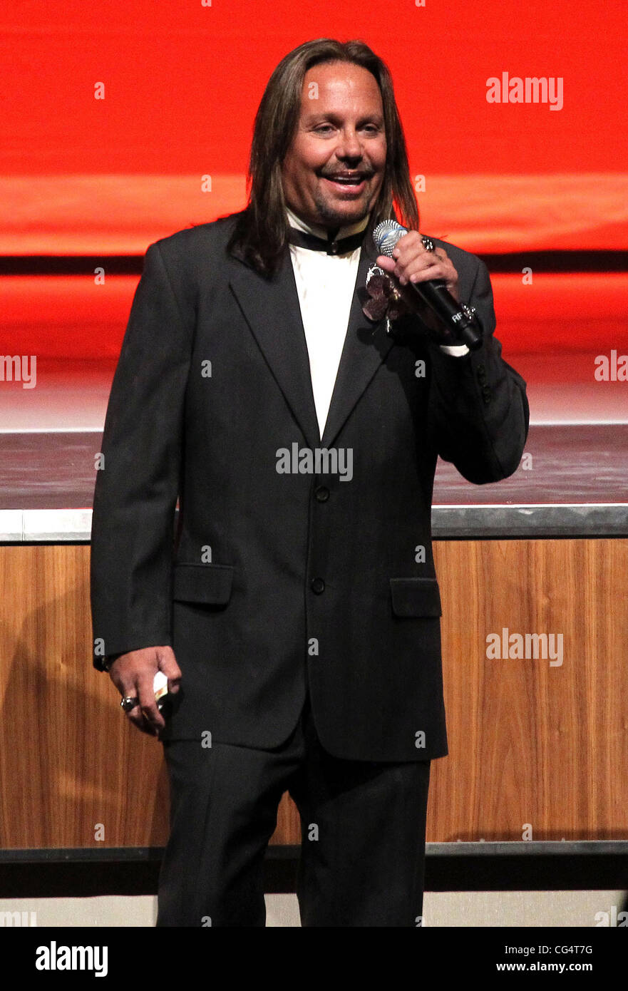 Vince Neil The Nevada Ballet Theater präsentiert Priscilla Presley als ihre Woman Of The Year in schwarz / weiß Ball Las Vegas, Nevada - 29.01.11 Stockfoto