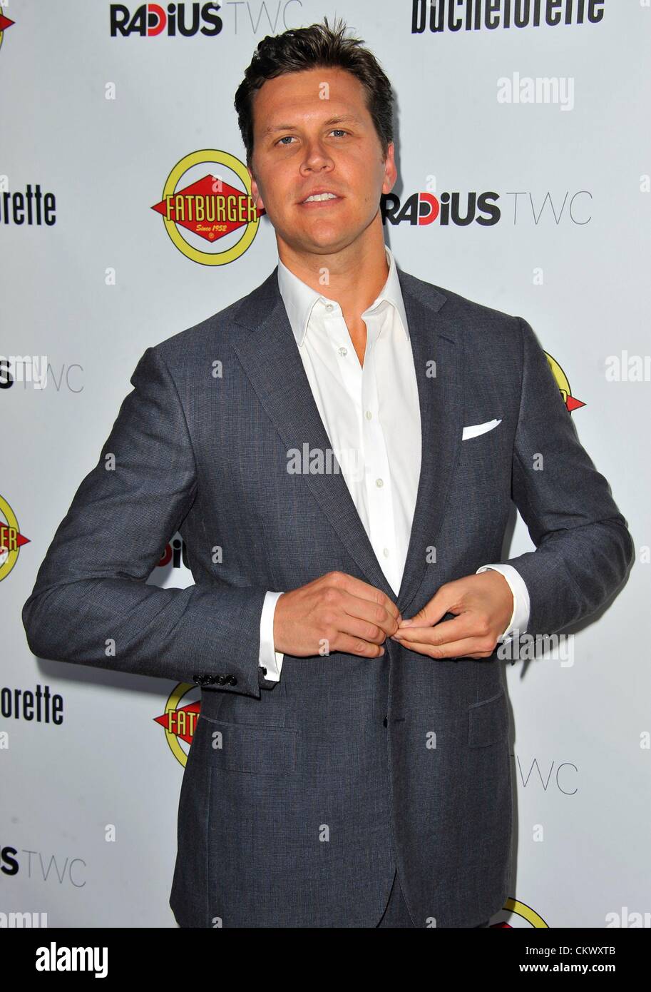 Hayes MacArthur im Ankunftsbereich für The Bachelorette Season Premiere, Arclight Hollywood, Los Angeles, CA 23. August 2012. Foto von: Dee Cercone/Everett Collection Stockfoto