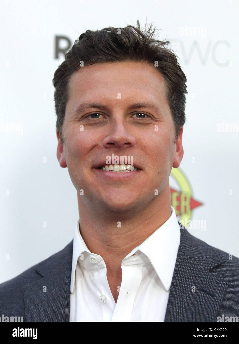 23. August 2012 kommt - Hollywood, Kalifornien, USA - Hayes MacArthur für die Premiere des Films "Bachelorette" am Arclight Theater. (Kredit-Bild: © Lisa O'Connor/ZUMAPRESS.com) Stockfoto