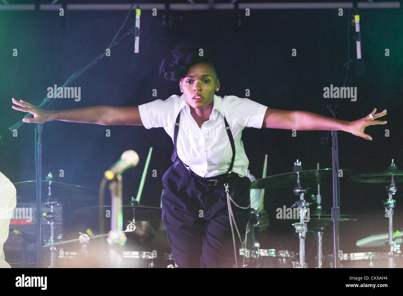 26. August 2012. Janelle Monae in Anwesenheit für Janelle Monae im AFRO-PUNK-FESTIVAL, Commodore Barry Park, Brooklyn, NY 26. August 2012. Foto von: Ray Tamarra/Everett Collection/Alamy Live-Nachrichten Stockfoto