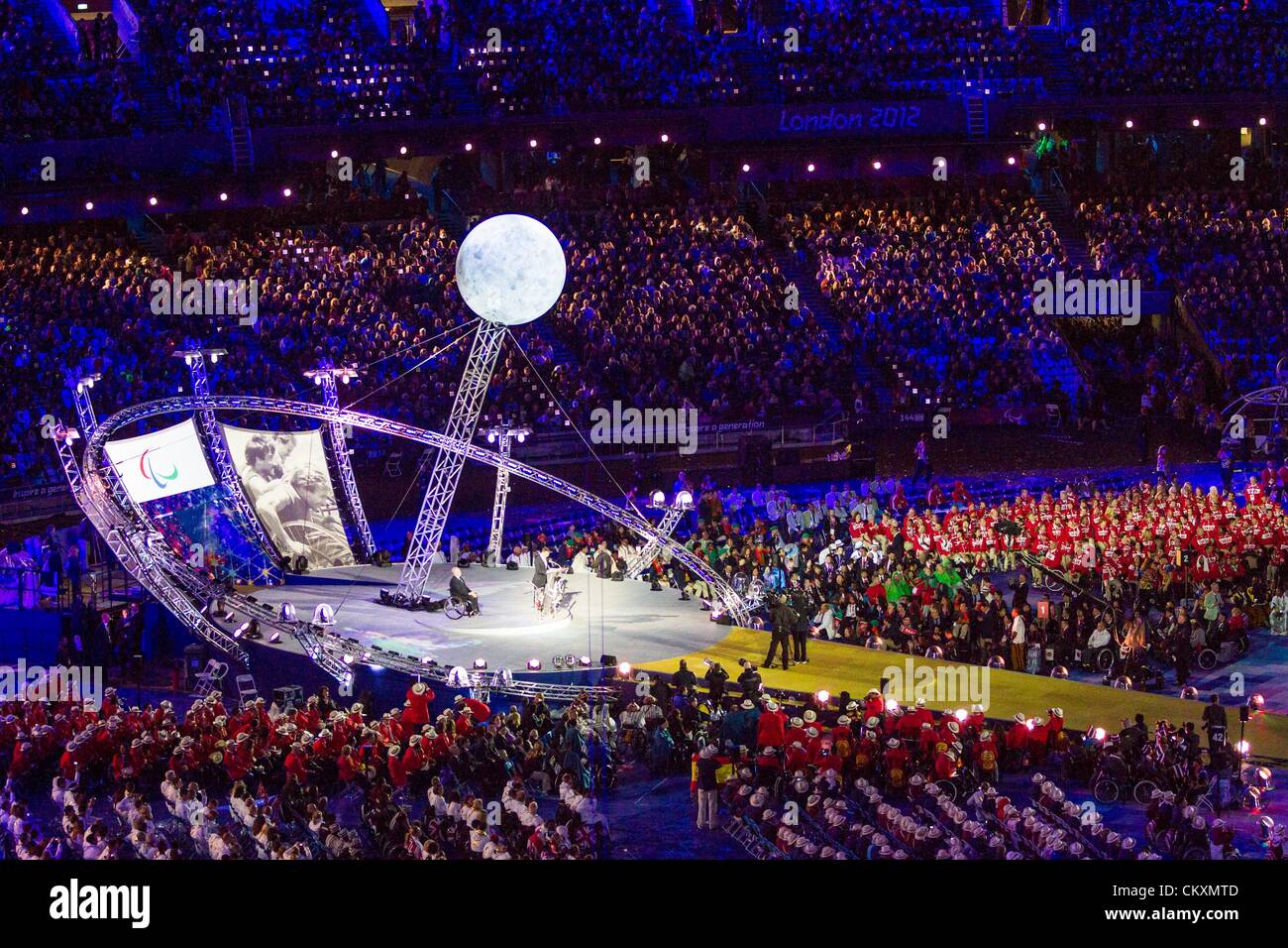 Stratford, London, UK. 29. August 2012. Die Eröffnungsfeier der Paralympischen Spiele in London 2012 im Olympiastadion in Stratford. Bildnachweis: Aktion Plus Sportbilder / Alamy Live News Stockfoto