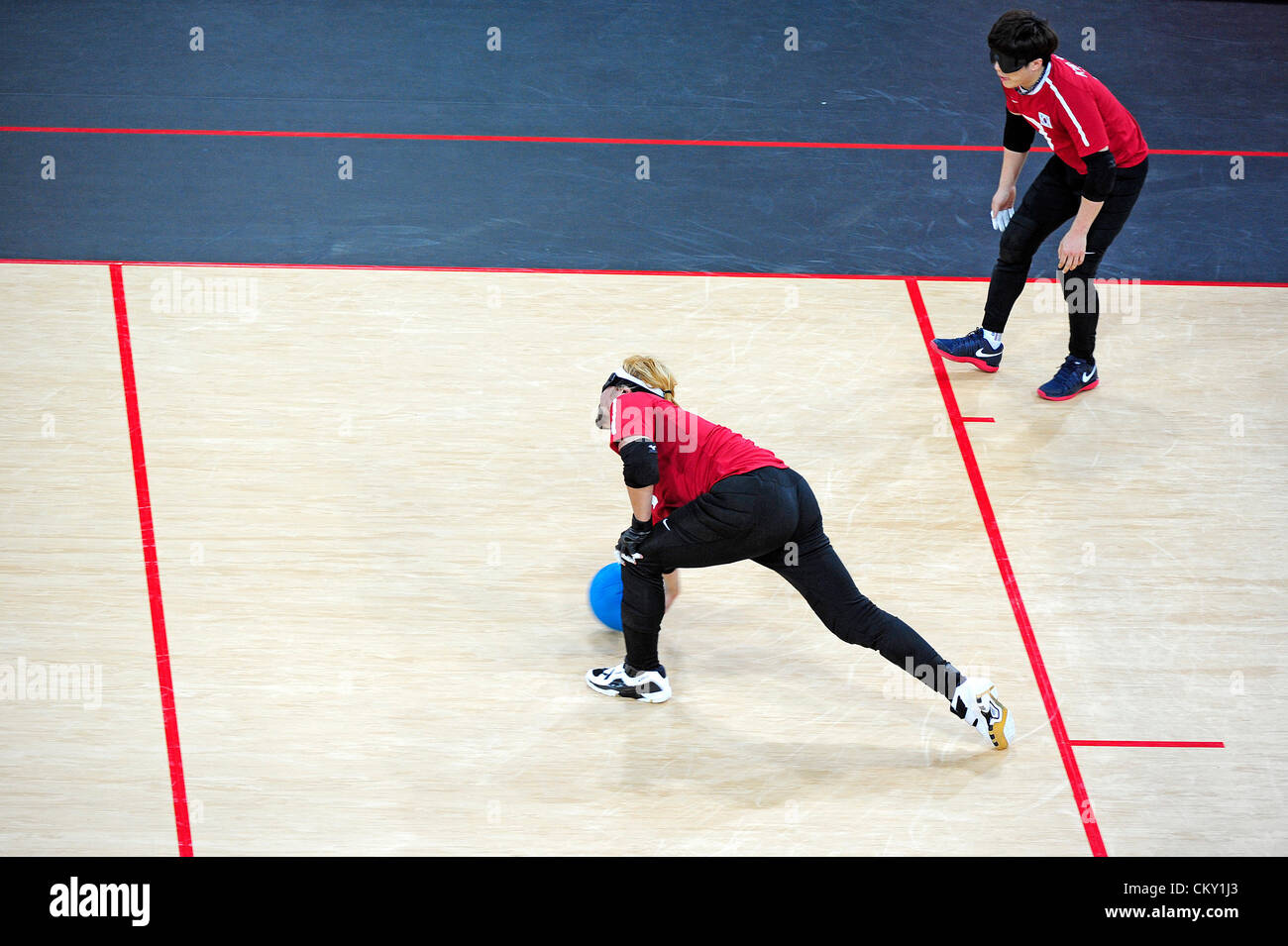 31.08.2012 London, England. Nam-Oh Kim Korea in Aktion während der Tag2 des Paralympic Goalball aus der Kupfer-Box. Paralympischen Spiele 2012. Stockfoto