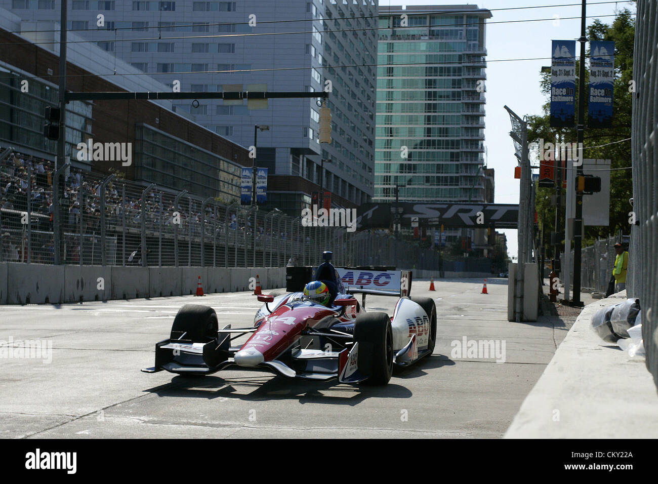 31. August 2012 - Baltimore, Maryland, USA - IZOD Indycar, Grand Prix von Baltimore, Baltimore, MD, August 31-September 2 2012, MIKE CONWAY, A.J.Foyt Unternehmen. (Kredit-Bild: © Ron Bijlsma/ZUMAPRESS.com) Stockfoto