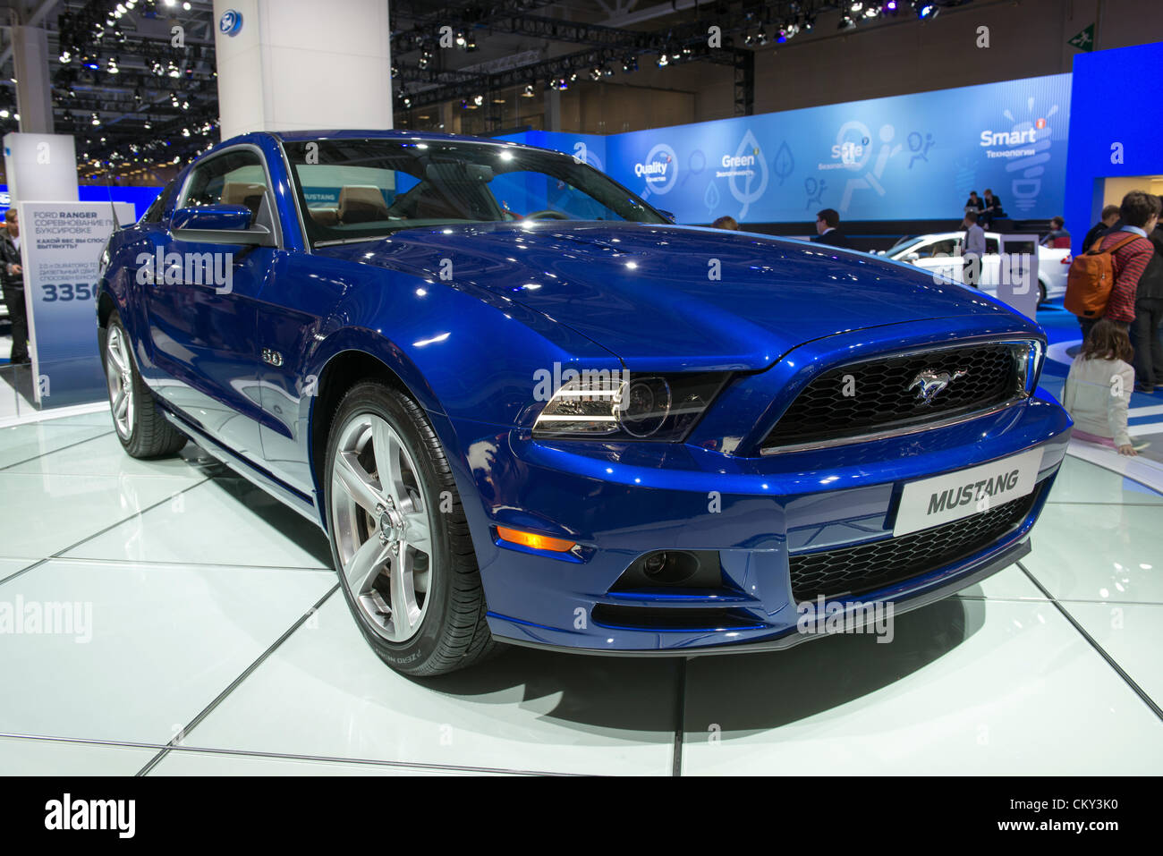 Moskau, Russland - 31. August: Moscow International Automobile Salon 2012. Ford Mustang GT Stockfoto