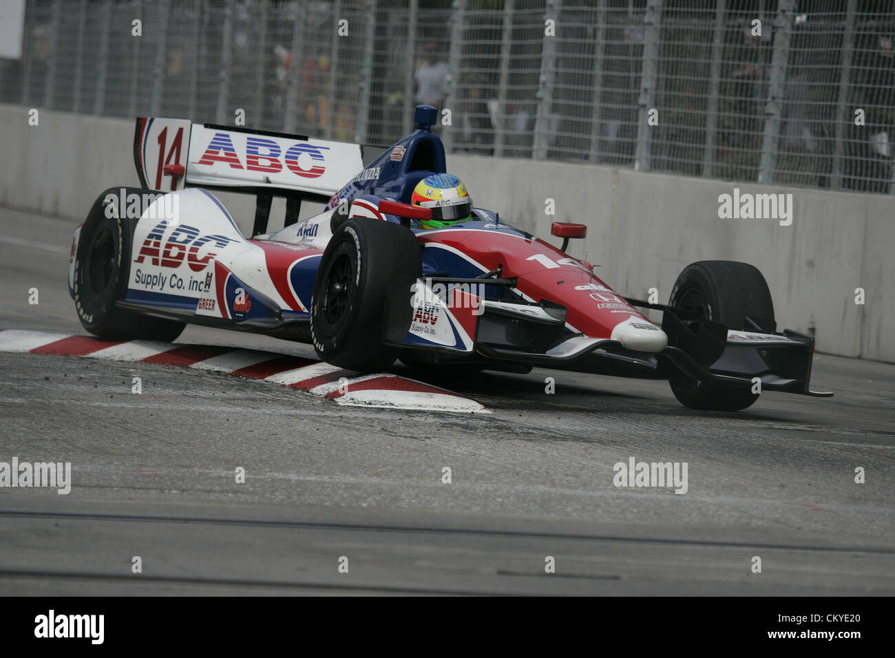 2. September 2012 - Baltimore, Maryland, USA - Indycar, Grand Prix von Baltimore, Baltimore, MD, August 31-September 2 2012, MIKE CONWAY, A.J.Foyt Unternehmen (Kredit-Bild: © Ron Bijlsma/ZUMAPRESS.com) Stockfoto