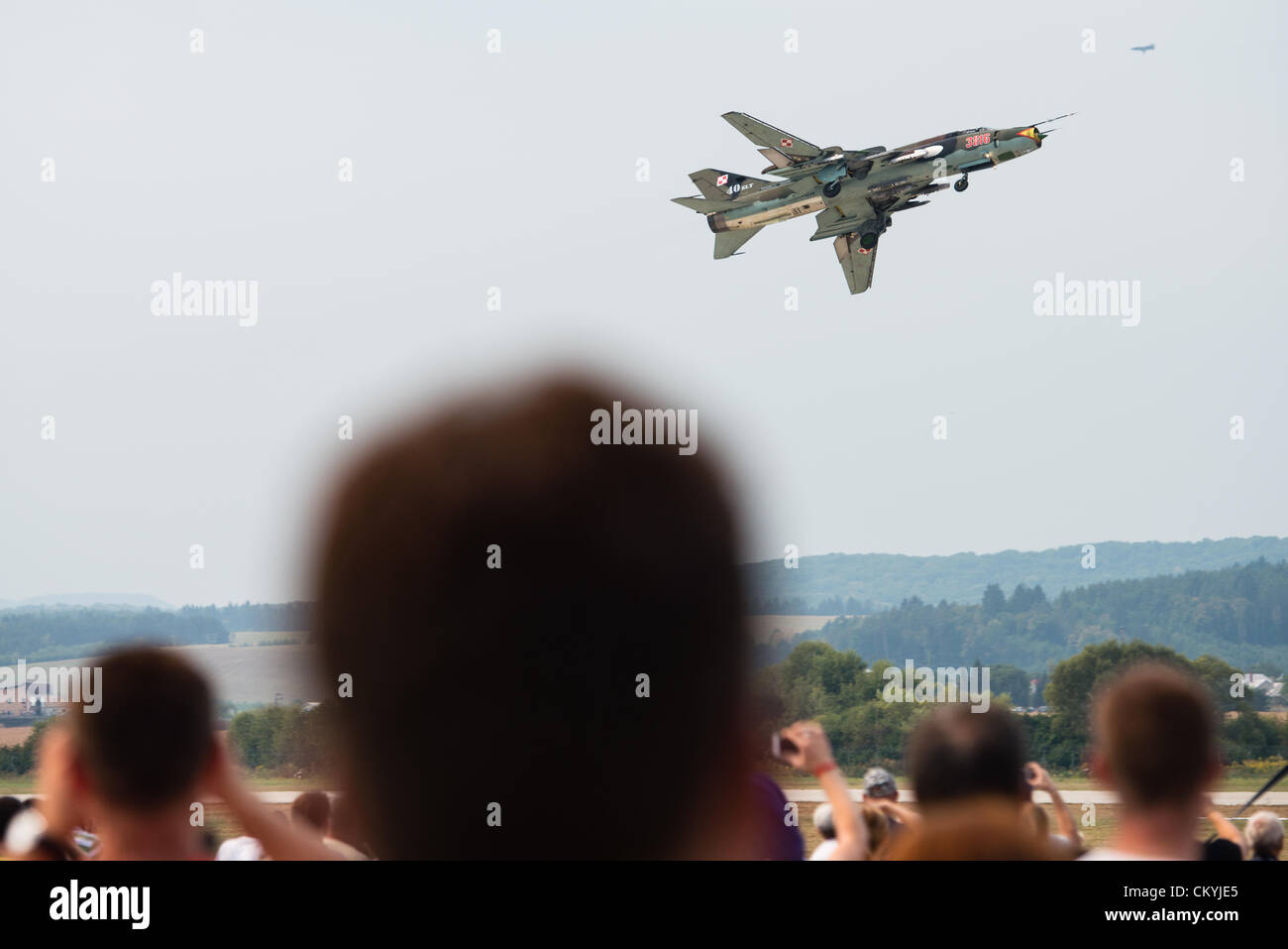 SLIAC, Slowakei - 2. SEPTEMBER: Take off Su-22 teilnehmenden auf SIAF auf 2. September 2012 in Sliac, Slowakei Stockfoto
