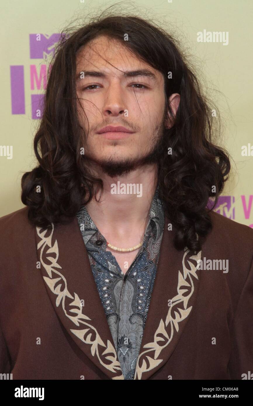 Ezra Miller im Ankunftsbereich für 2012 MTV Video Music Awards VMA - Ankünfte 2, STAPLES Center, Los Angeles, CA 6. September 2012. Foto von: Adam Orchon/Everett Collection Stockfoto