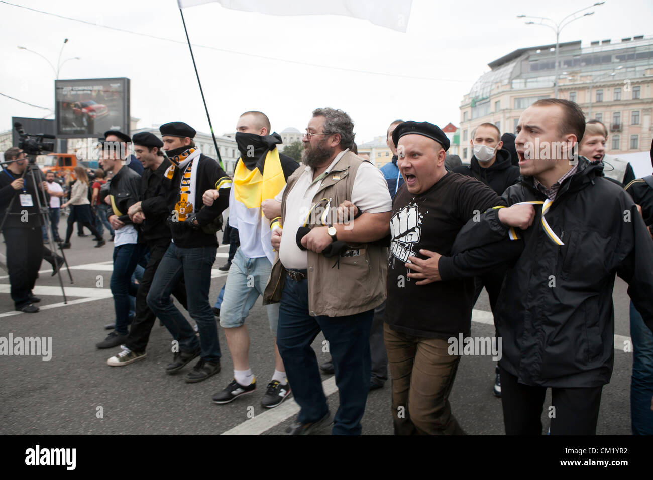 Moskau, Russland - 15.September. Zehntausende von Anhängern der Opposition sind durch Moskau in der ersten großen Protest gegen Präsident Putin in drei Monaten am 15. September 2012, Moscoww marschiert Stockfoto