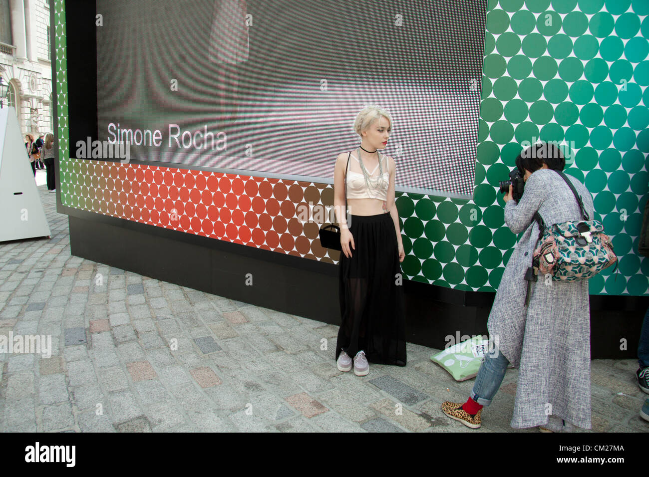 18. September 2012. Somerset House, London UK. Letzter Tag der London Fashion Show, die etablierten und neuen Mode-Designer zusammenbringt, die Herren- und Damenkollektionen Stockfoto