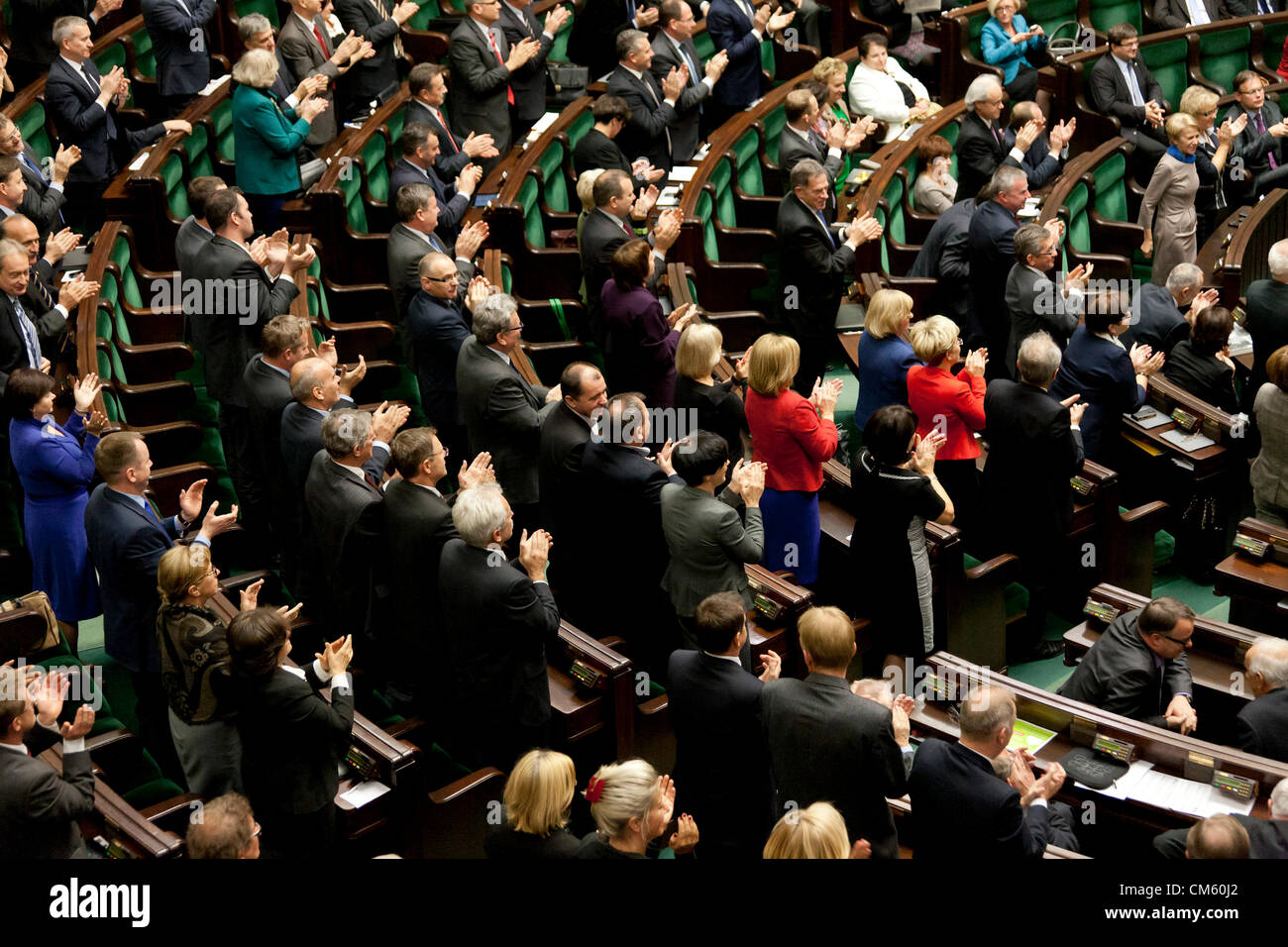 12. Oktober 2012. Warschau, Polen. Aussetzen des Premierministers und Vertrauensbeweis für die gegenwärtige Regierung im Parlament (Sejm). Auf dem Bild - Parlament Stockfoto