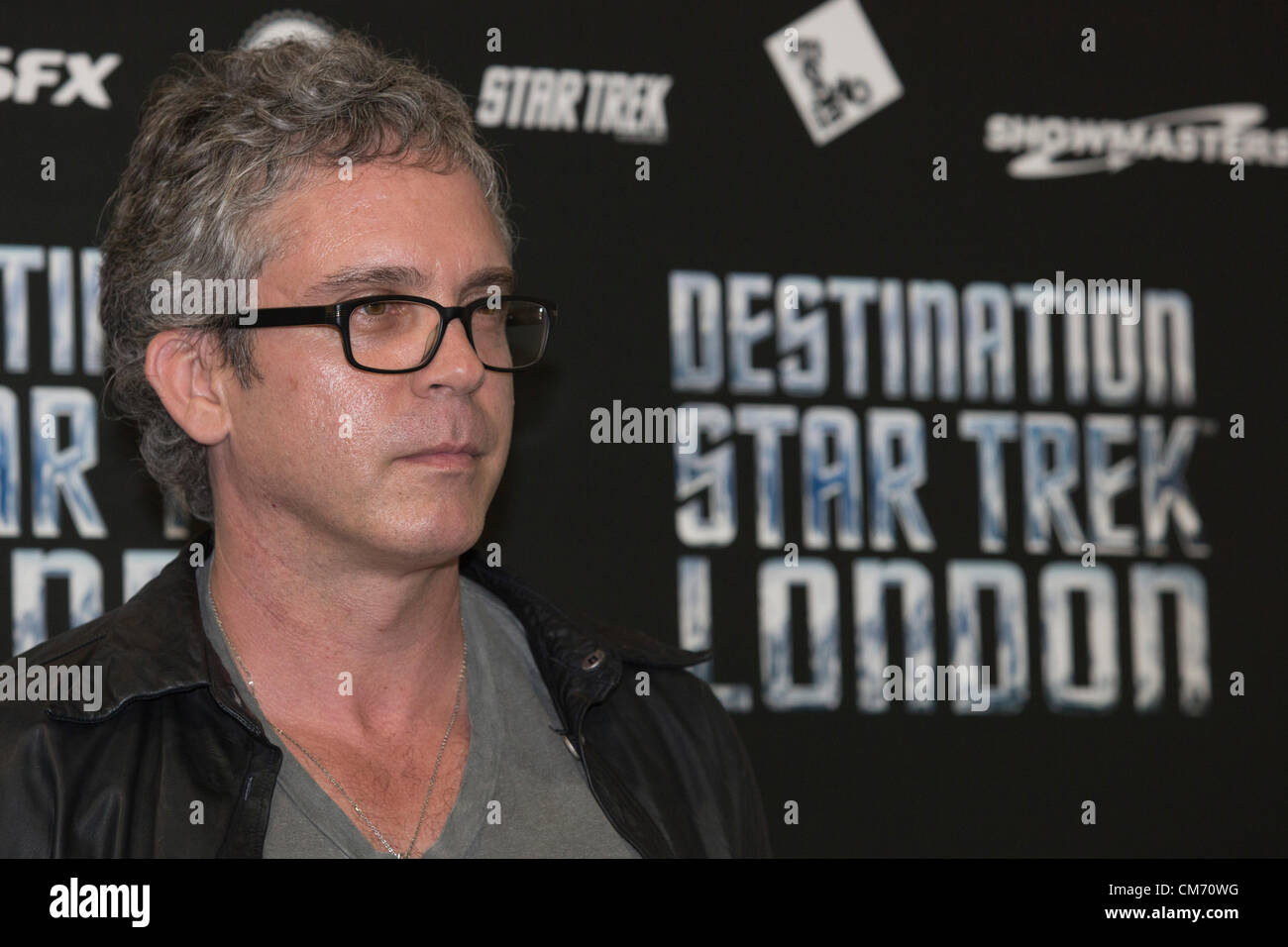 London, England, UK. Freitag, 19 Oktober 2012. Brannon Braga, Autor, Produzent und Executive Producer von Star Trek The Next Generation, Voyager und Enterprise. Ziel Star Trek London findet im ExCel Exhibition Centre in East London vom 19.-21. Oktober 2012. Sterne an der Eröffnung Fotoauftrag. Foto: Nick Savage/Alamy leben Nachrichten Stockfoto