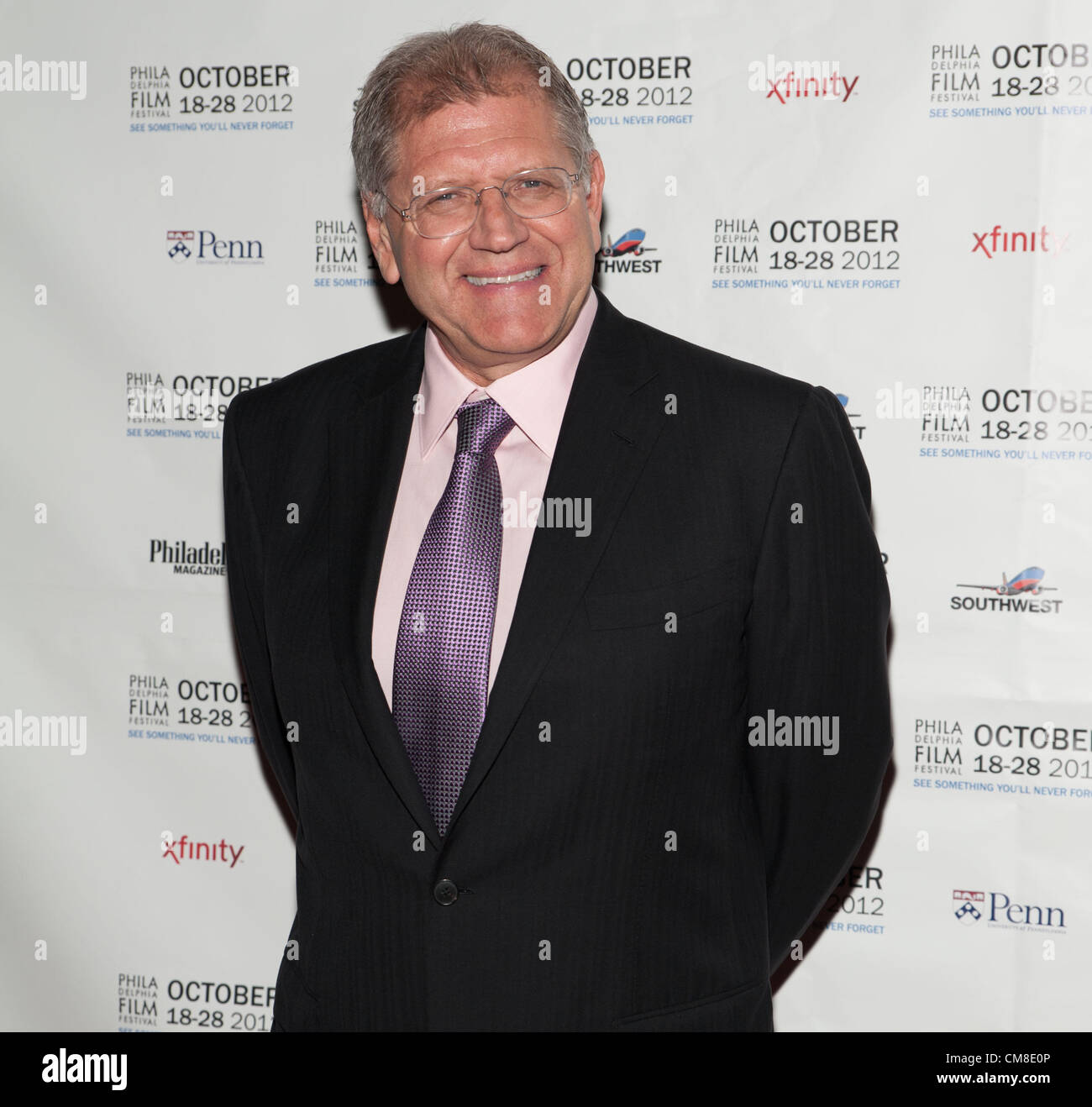 27. Oktober 2012 - Philadelphia, Pennsylvania, US - Regisseur und Co-Producer of Flight, ROBERT ZEMECKIS, Philadelphia Film Festival premiere des Fluges. Flug ist ein 2012 American Mystery Drama Film und verfügt über einem Ensemble mit Denzel Washington, Don Cheadle, Melissa Leo, Bruce Greenwood, Kelly Reilly und John Goodman (Credit-Bild: © Ricky Fitchett/ZUMAPRESS.com) Stockfoto