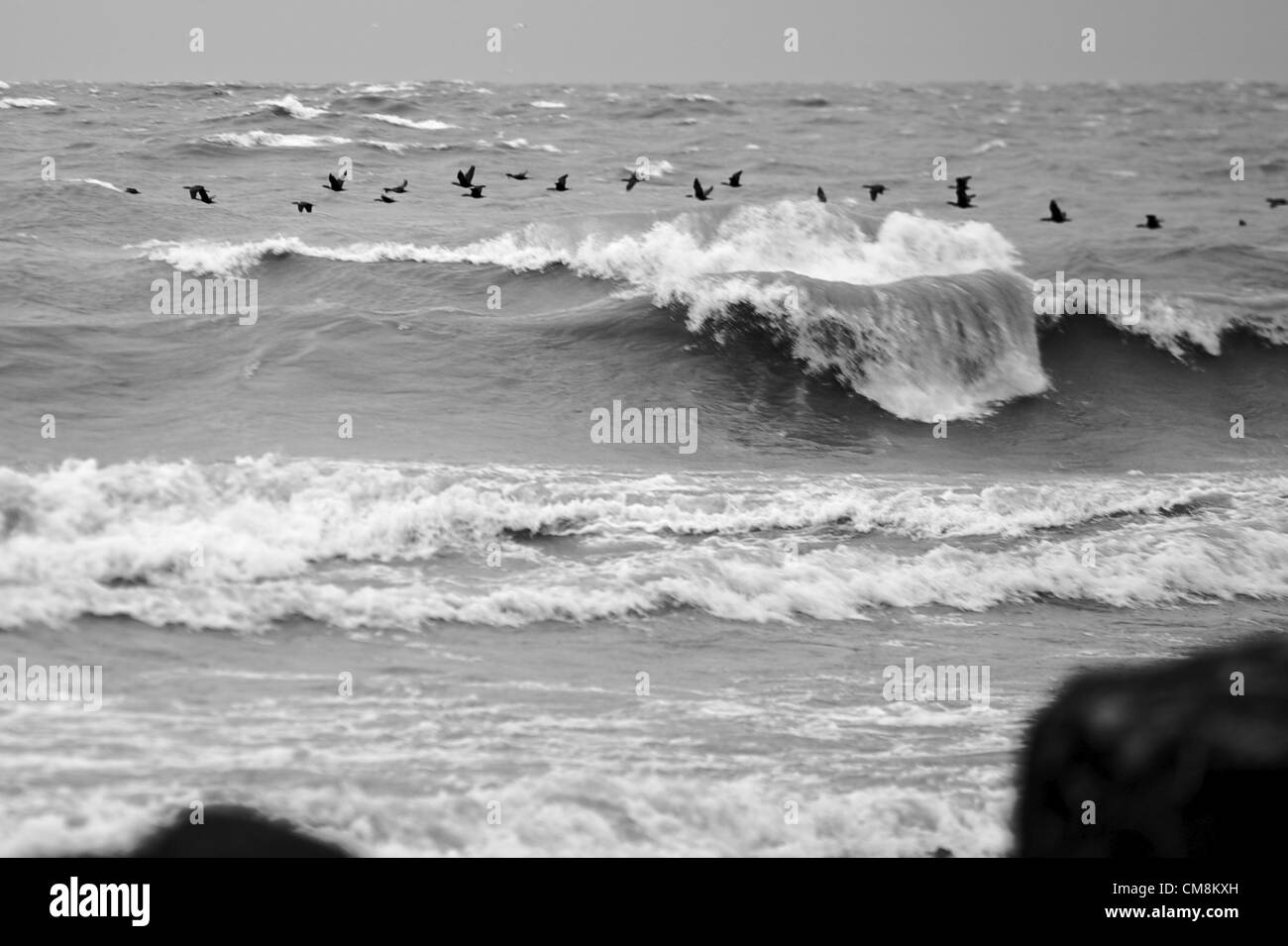 Starke Winde treffen am See/Marblehead Ohio als Hurrikan Sandy die Ostküste der U.S. - Wellen von Marblehead Licht gesehen trifft Stockfoto