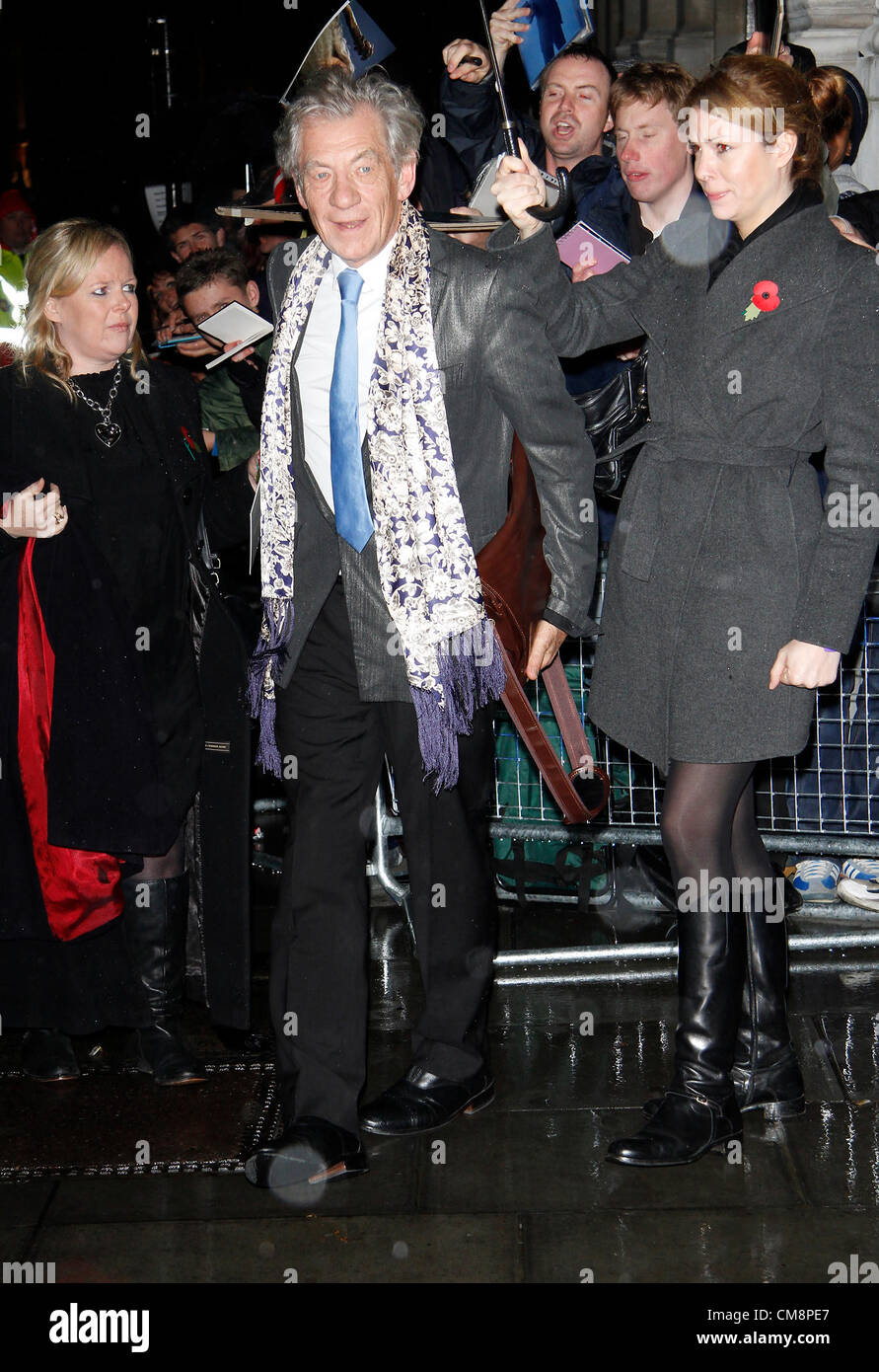 London, UK, 29.10.12: Sir Ian McKellen kommt für die Pride of Britain Awards, Grosvenor House, Park Lane. Stockfoto