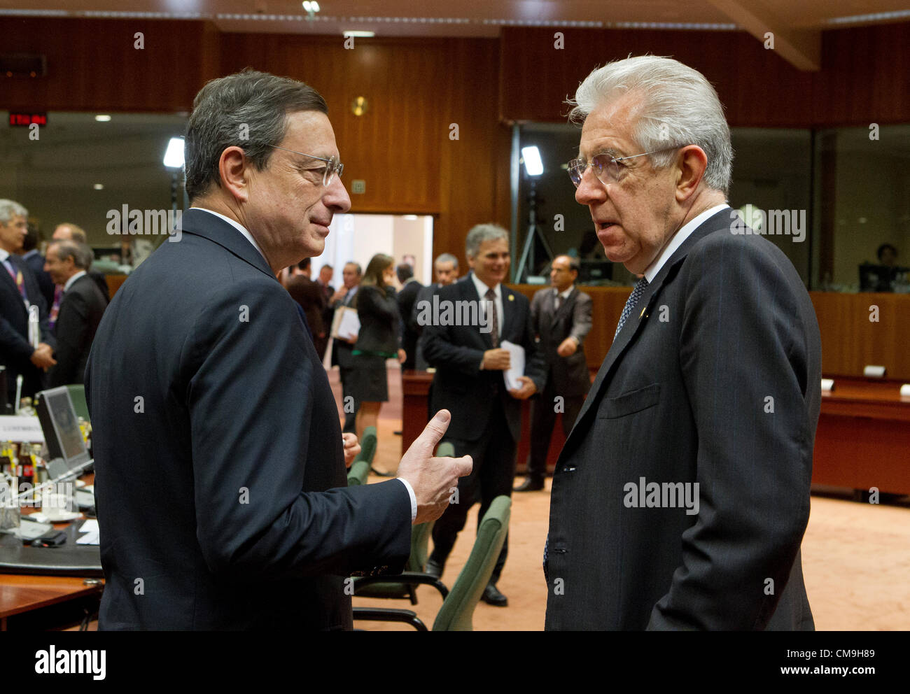 Mario Draghi Monti Präsident EZB Politiker eu Stockfoto