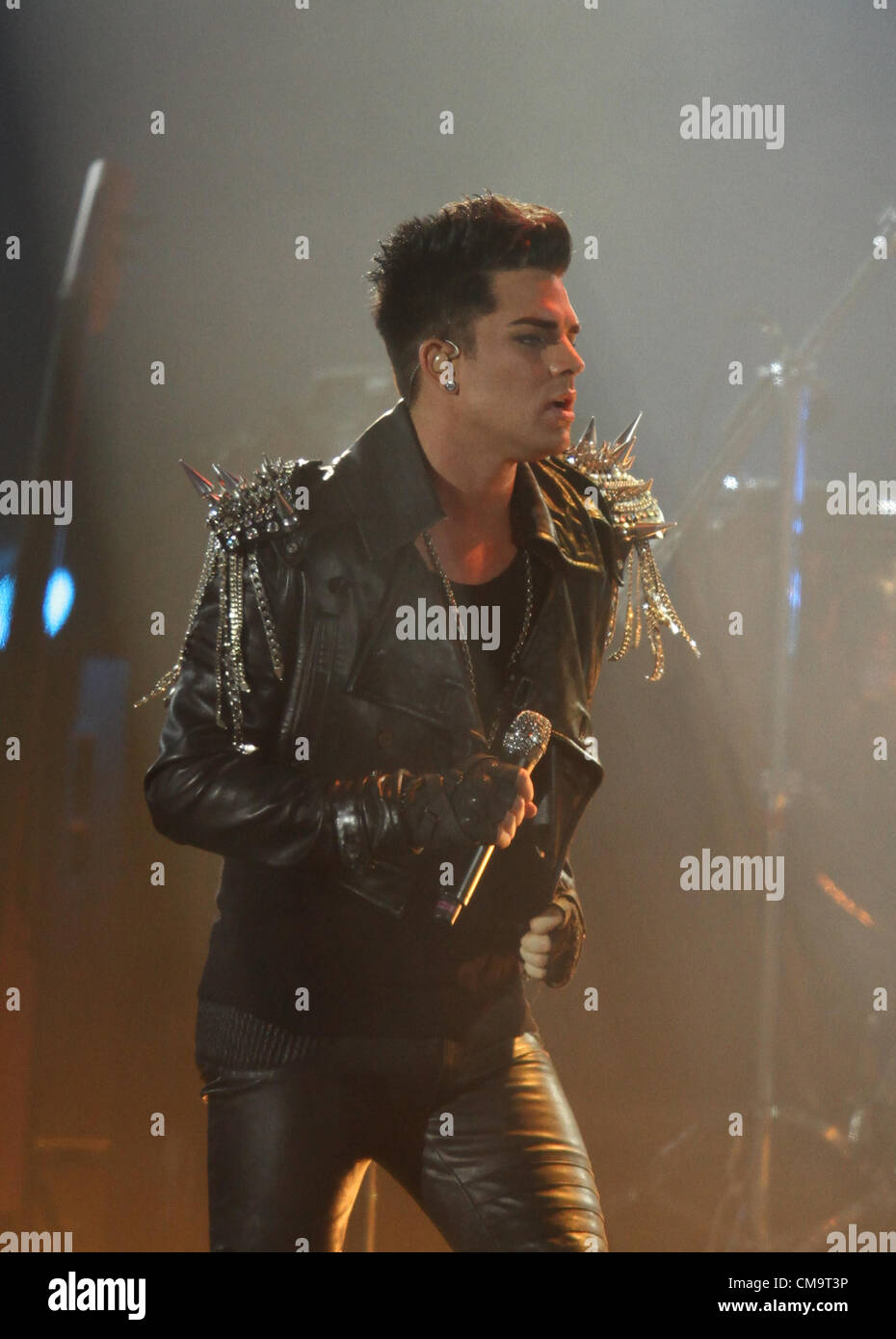 ADAM LAMBERT QUEEN ANTI AIDS Konzert Independence SQUARE UKRAINE 30. Juni 2012 Stockfoto