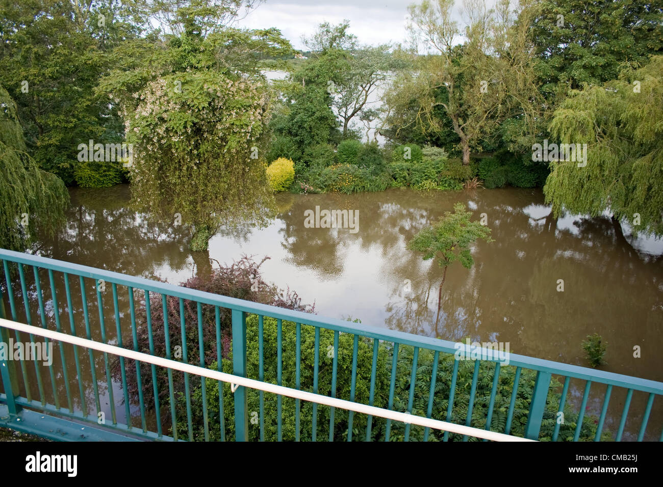 Anhaltenden Starkregen verursacht Überschwemmungen in Teilen von Weymouth, Dorset, UK. Sonntag, 8. Juli 2012. Stockfoto