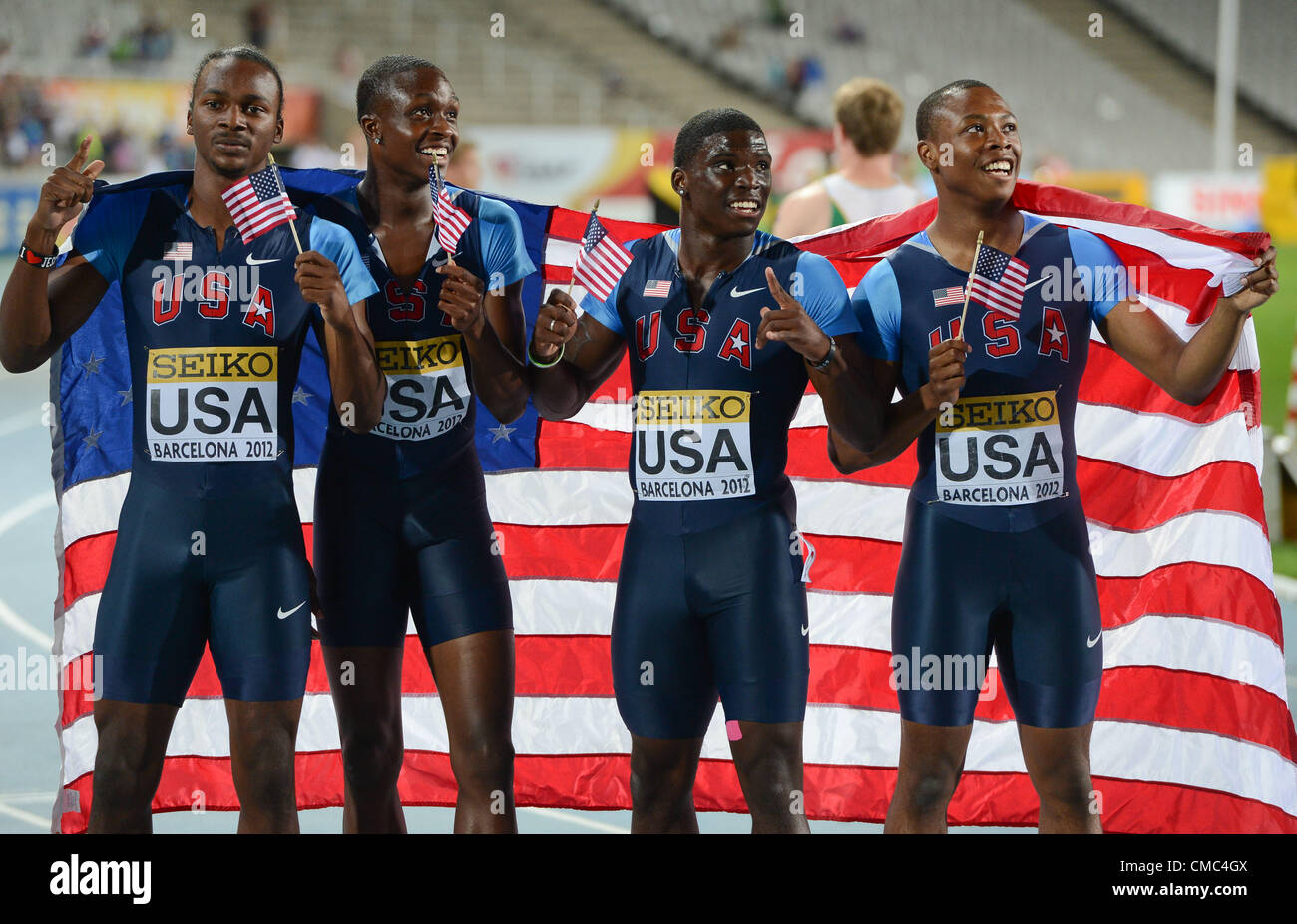 BARCELONA, Spanien: Samstag, 14. Juli 2012, Aaron Ernest, Arthur Delaney, Bailey Aldrich und bilden Tyreek Hill (alle USA) die 4x100m-Staffel gold-Medaillengewinner tagsüber 5 von der IAAF World Junior Championships am Estadi Olimpic de Montjuïc. Foto von Roger Sedres/ImageSA Stockfoto