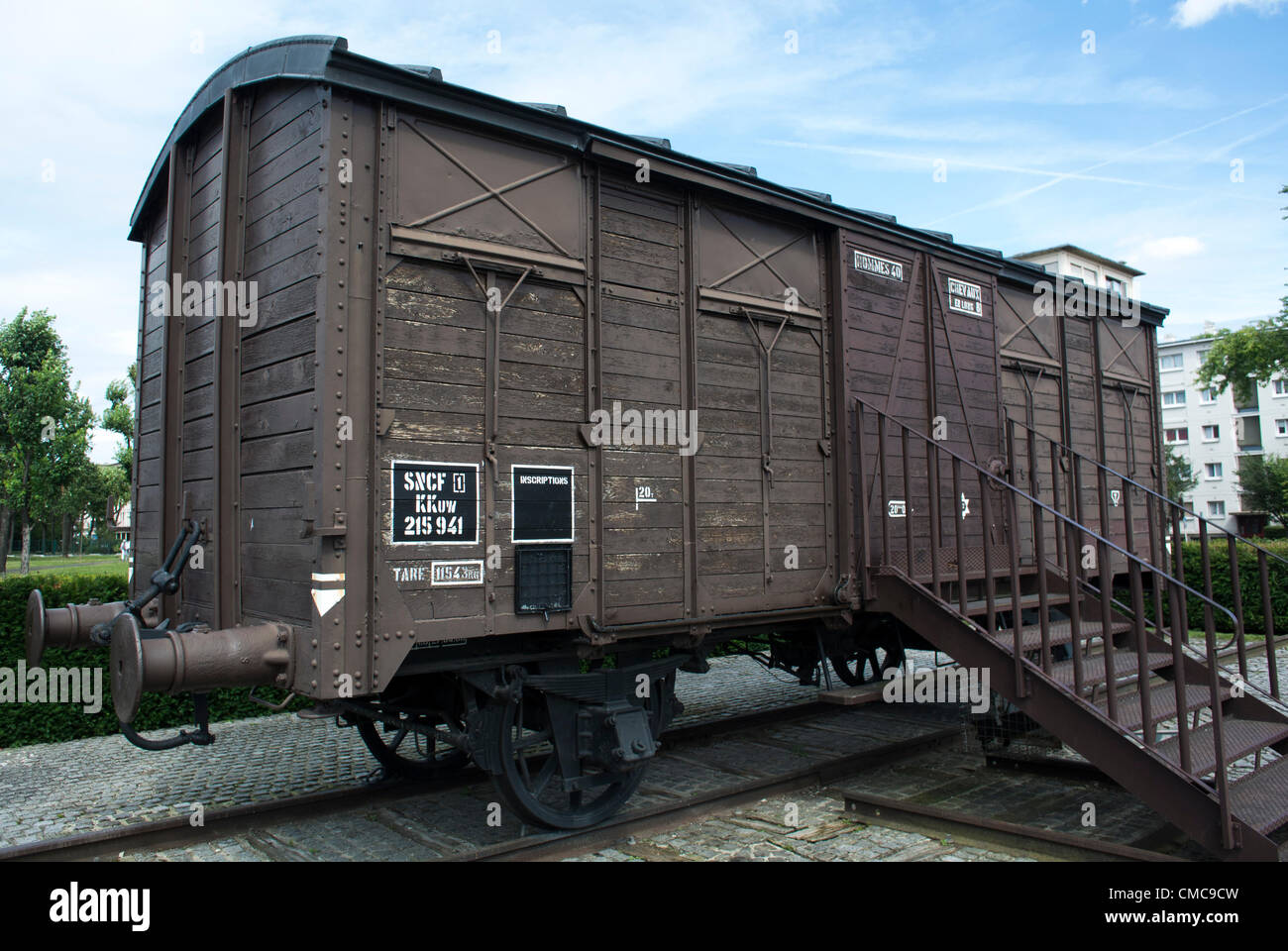 Drancy, Frankreich, Shoah Memorial in Vororten, Camp Drancy, Abhaltung, wo im Zweiten Weltkrieg, Nazi-Deportationen von Juden und anderen Ausländern, 1941, in deutsche Vernichtungslager, Memorial Box Car Train, Geschichte juden frankreich, SNCF, Holocaust juden zweiten weltkrieg, Deportationszüge stattfanden Stockfoto