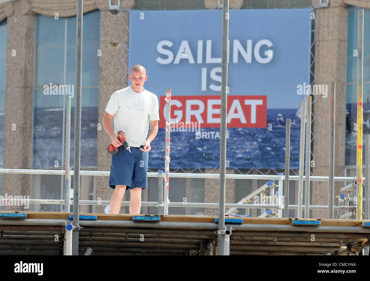 Olympische Disziplin Vorbereitungen und Sicherheit am Strand von Weymouth, Dorset, England, UK 21.07.2012 Bild: DORSET MEDIA SERVICE Stockfoto