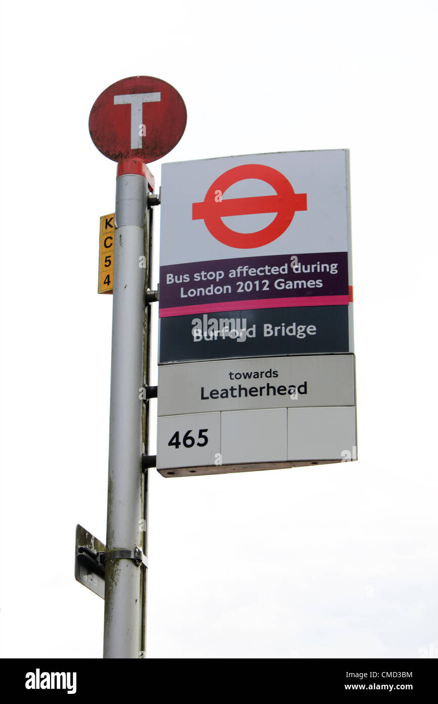 21.07.2012 Dorking Surrey UK. Bushaltestelle, während der Spiele in London 2012 bei Burford Bridge, Dorking betroffen. Stockfoto