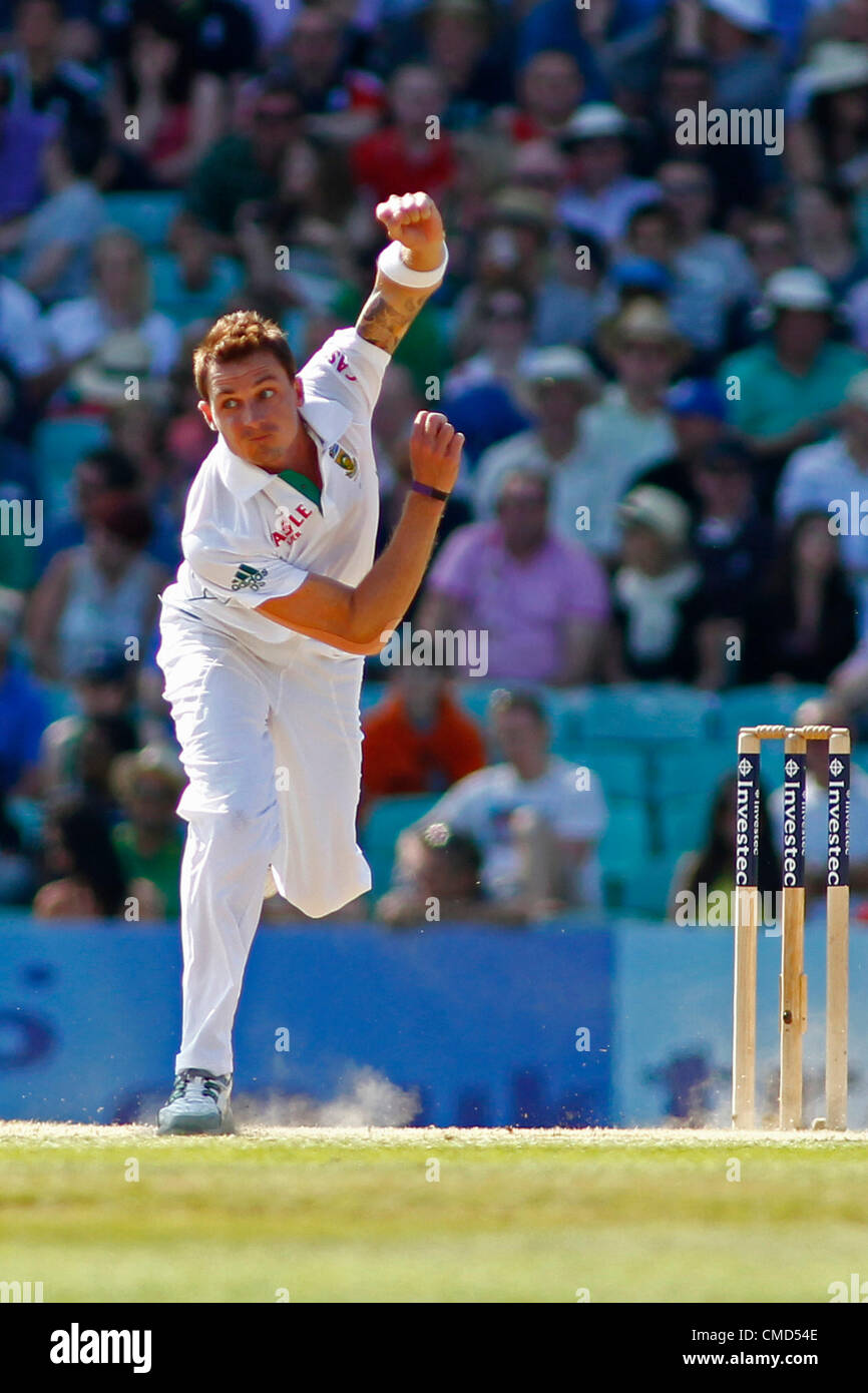 22.07.2012 London, England. Südafrikas Dale Steyn während der Investec Cricket Test Länderspiel zwischen England und Südafrika, spielte auf dem Kia Oval Cricket Ground: obligatorische Kredit: Mitchell Gunn Stockfoto