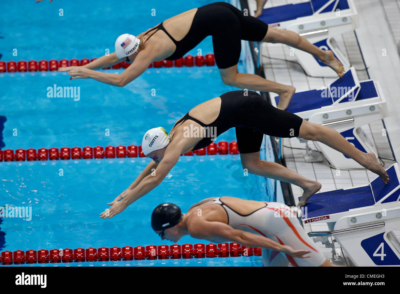 30. Juli 2012. Alicia Coutts (AUS) im Wettbewerb mit den Frauen 200 Meter-Lagenschwimmen Wärme an die Olympischen Sommerspiele 2012, London, England. Bildnachweis: PCN Fotografie / Alamy Live News Stockfoto