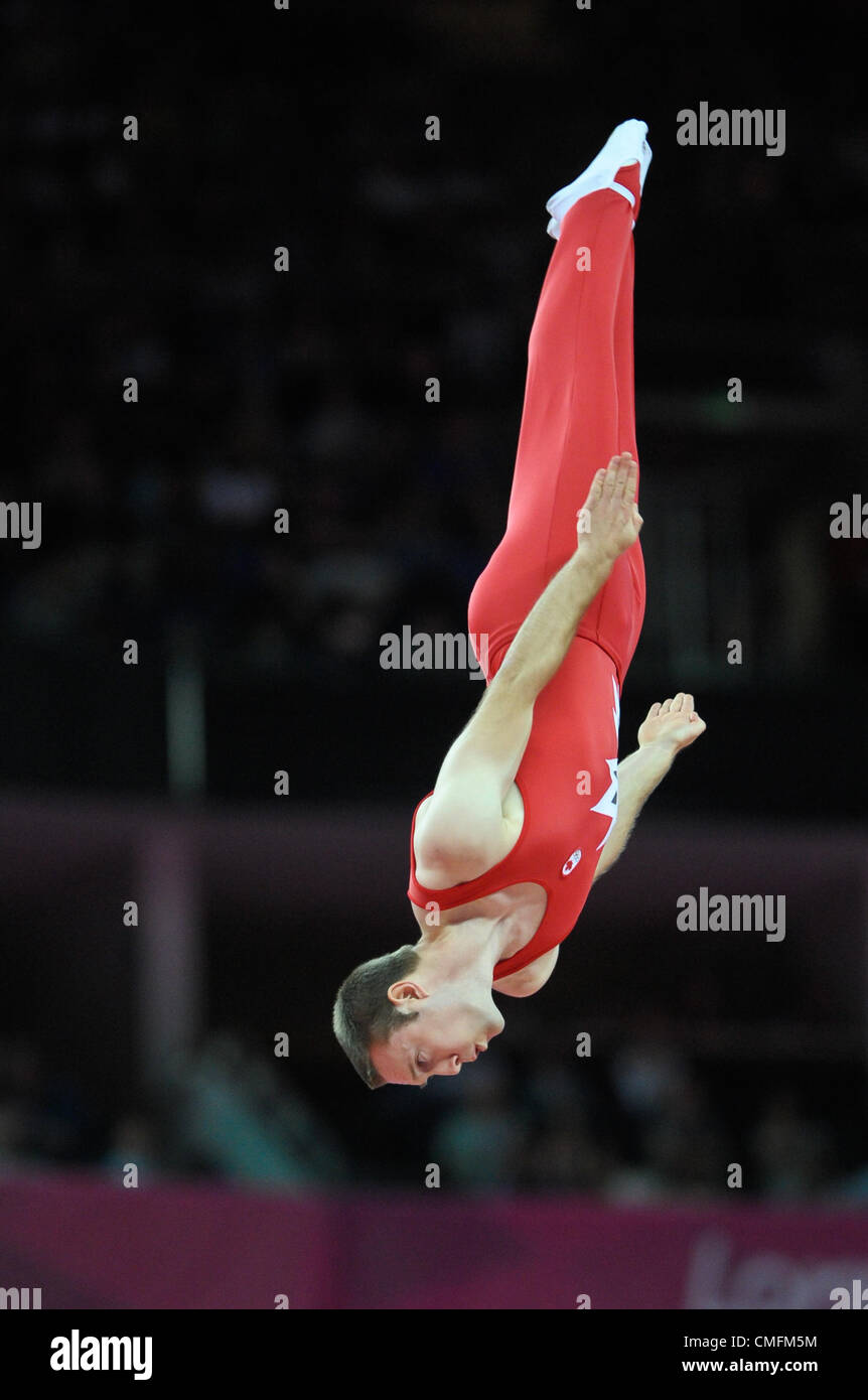 London 2012. Mens Trampolin Finale 3.8.12 North Greenwich Arena. BURNETT Jason Kanada Stockfoto