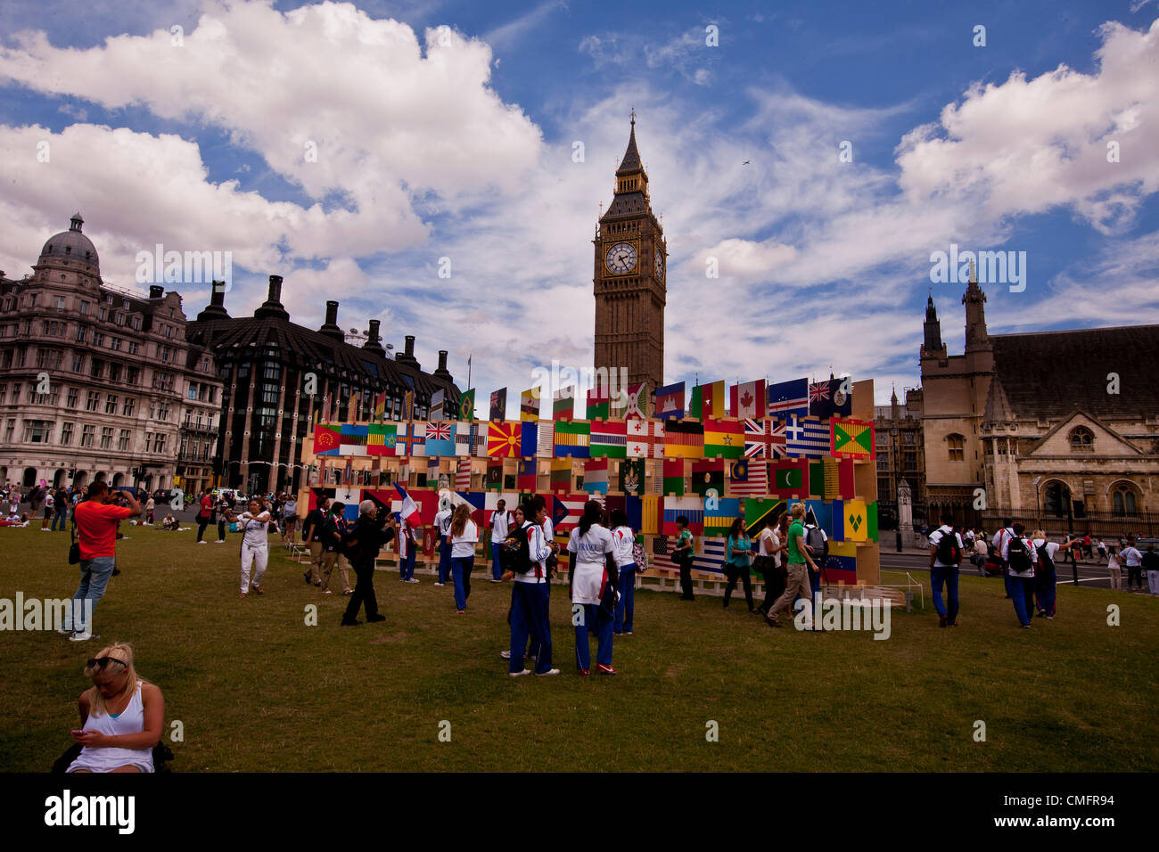 Französische Olympiamannschaft tun das "Tourist" im Londoner Parlament SQUARE, während den Spielen 2012 Stockfoto