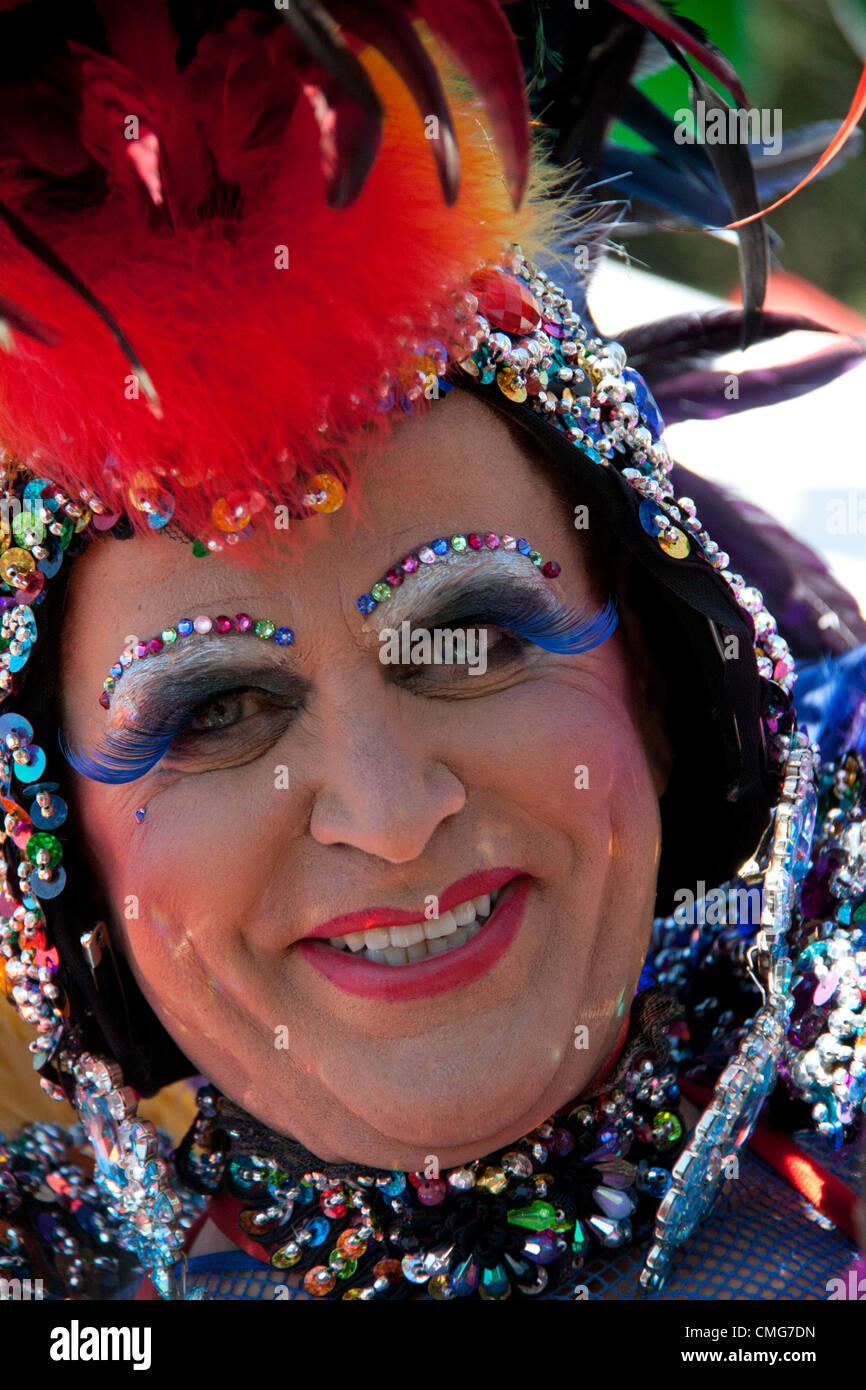 5. August 2012. Teilnehmer in die jährliche Vancouver Pride Parade & Festival, West End Vancouver, British Columbia, Kanada. Stockfoto